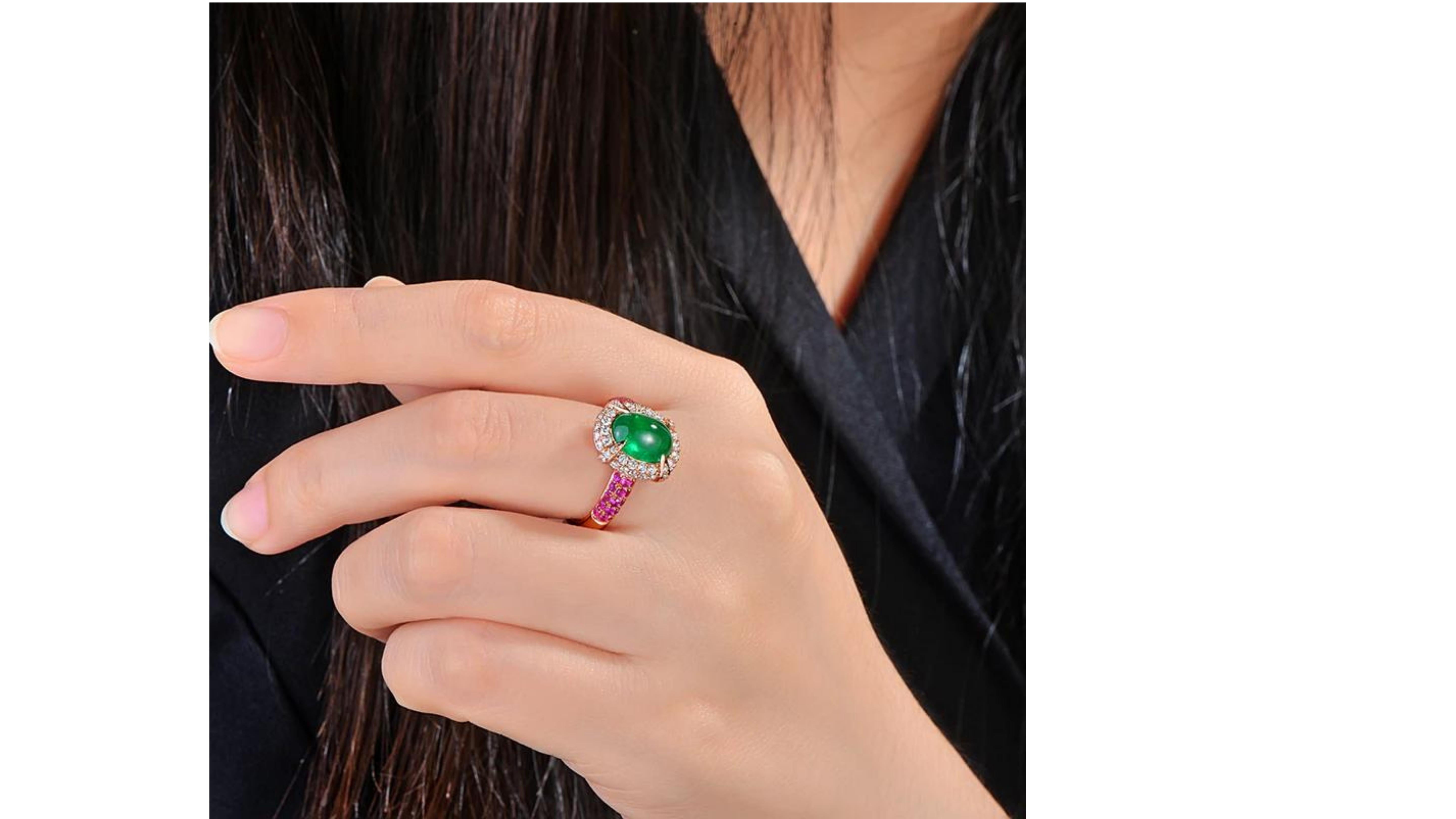 Women's 2.15 Carat Emerald Pink Sapphire Diamond Ring 14 Karat Rose Gold For Sale