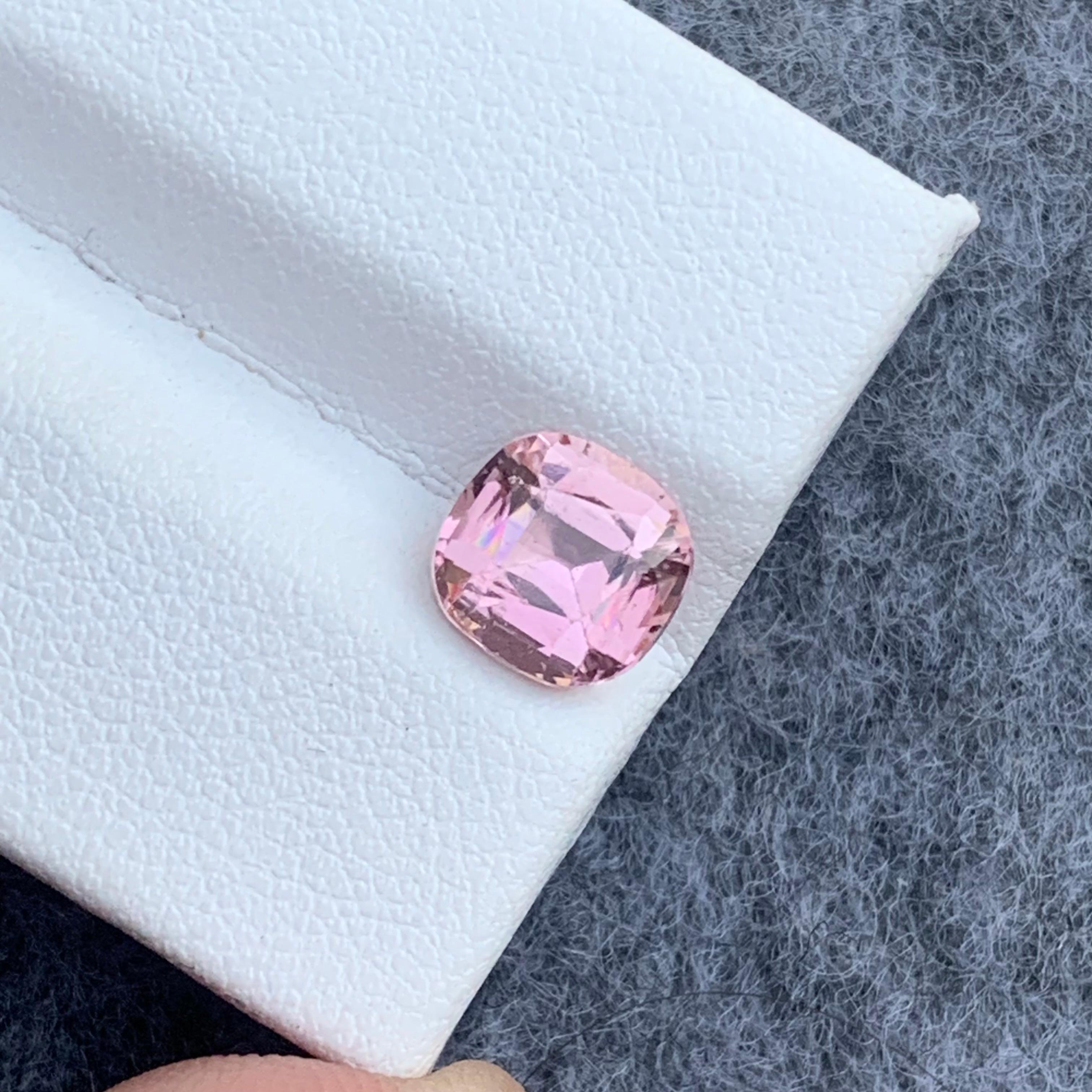 2.15 Carat Narural Light Pink Faceted Tourmaline Cushion Shape In New Condition For Sale In Peshawar, PK