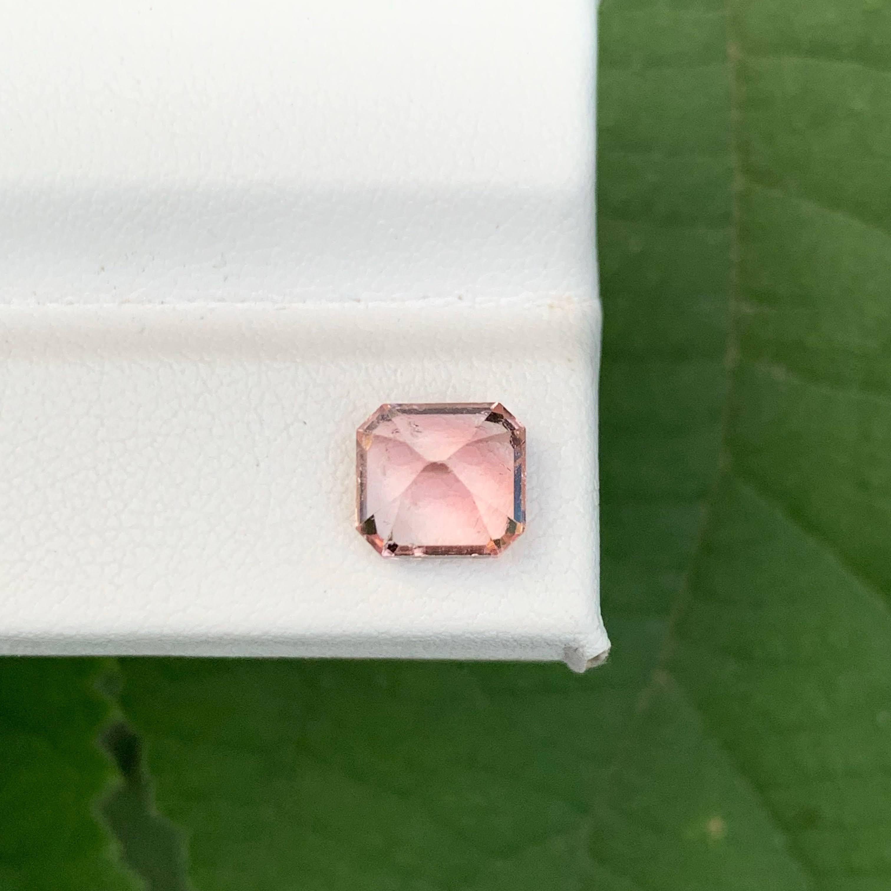 Taille émeraude 2.15 Carat Natural Loose Baby Pink Tourmaline Stone Emerald Cut Afghan Gemstone (pierre précieuse afghane) en vente