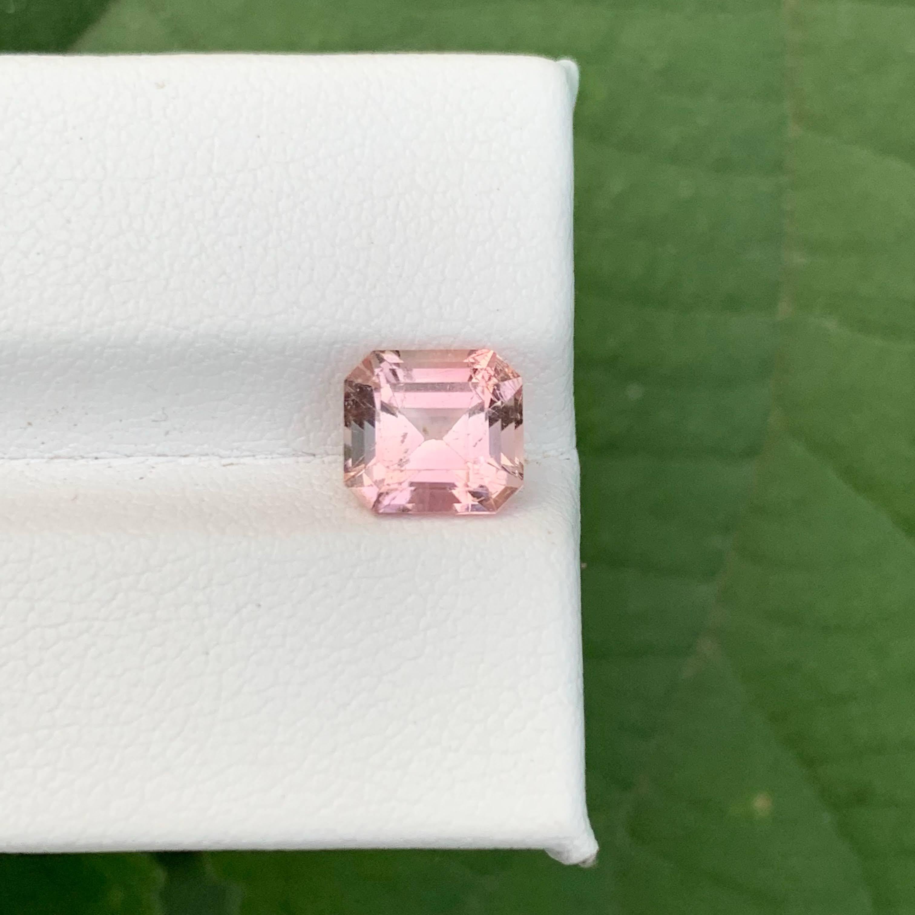 2.15 Carat Natural Loose Baby Pink Tourmaline Stone Emerald Cut Afghan Gemstone (pierre précieuse afghane) en vente 3