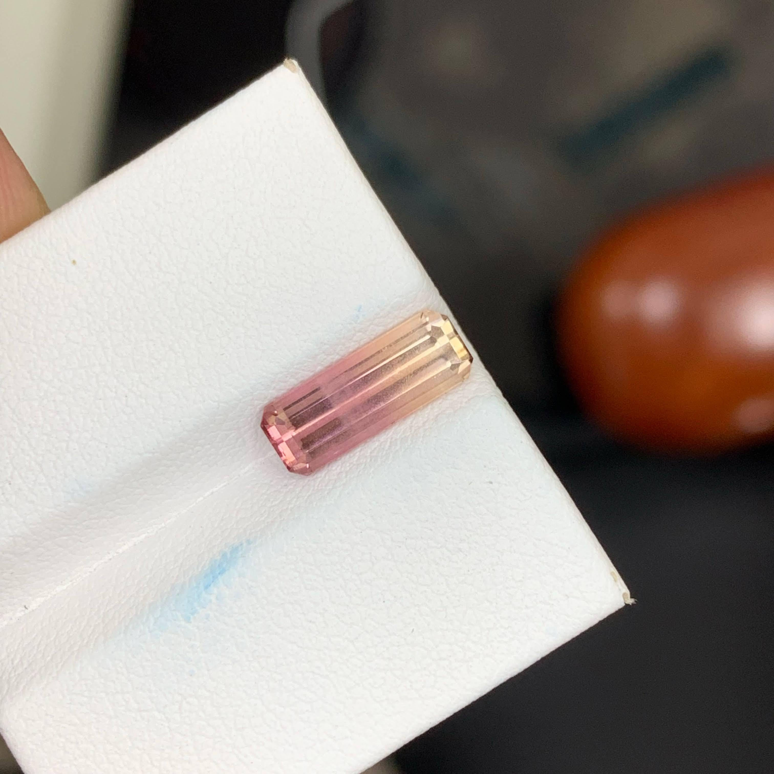 2.15 quilates de turmalina bicolor natural suelta talla esmeralda gema africana en venta 4