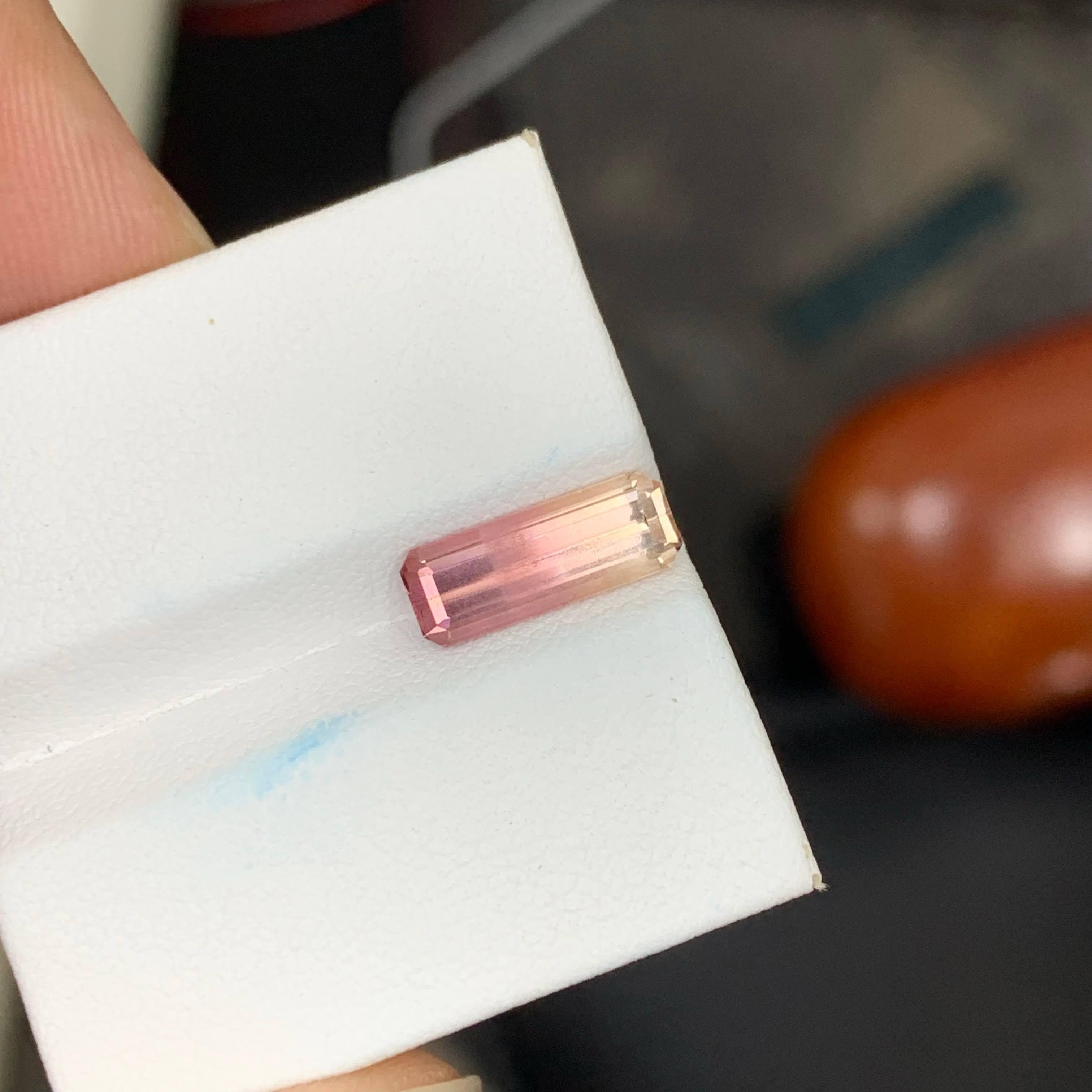 2.15 quilates de turmalina bicolor natural suelta talla esmeralda gema africana en venta 2