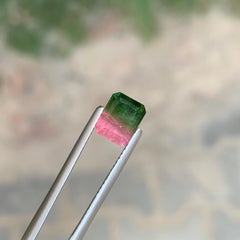 2.15 Carat Natural Loose Bi Colour Tourmaline Emerald Shape Gemstone (pierre précieuse en forme d'émeraude)