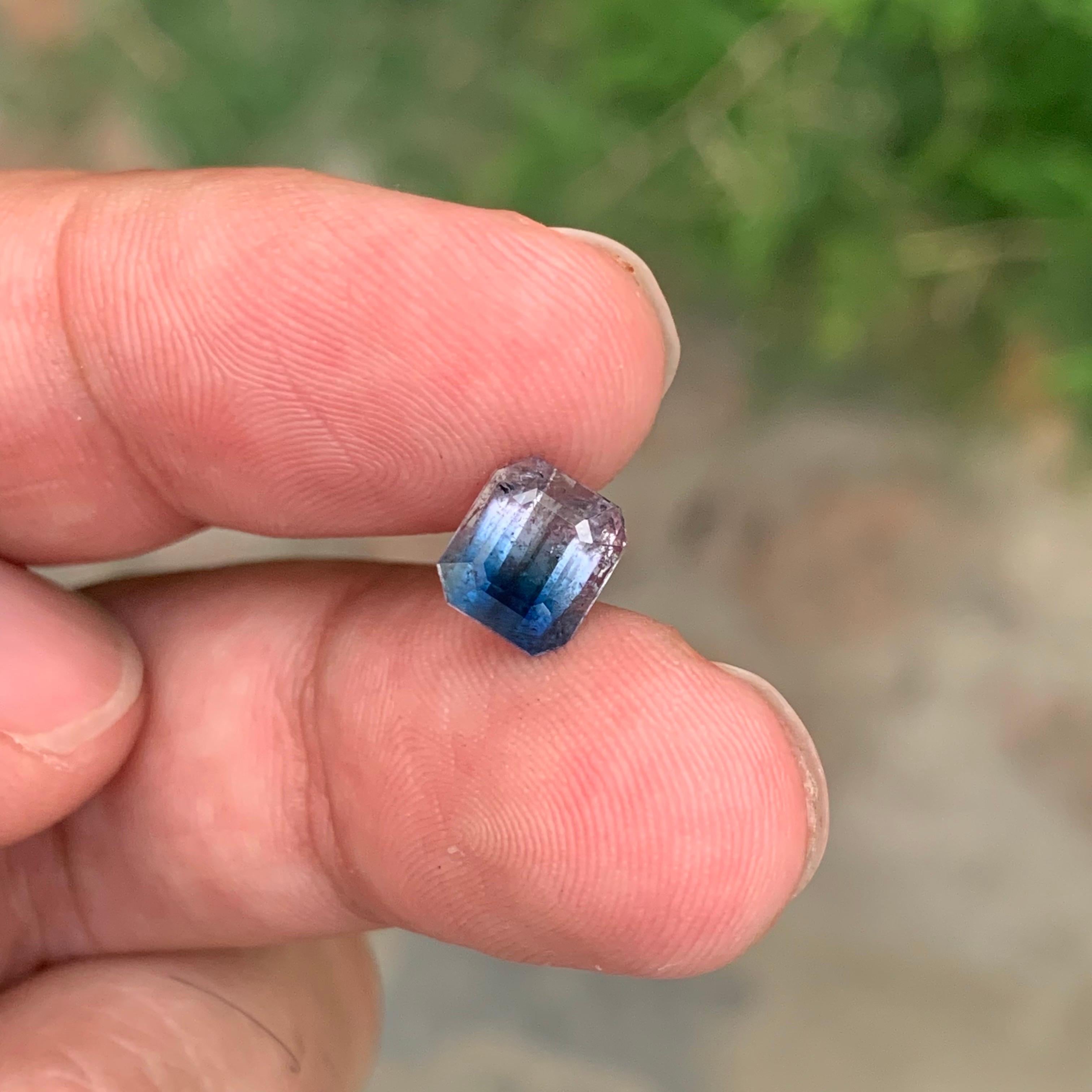 2.15 carati di tormalina bicolore naturale sfusa a forma di smeraldo In condizioni Nuovo in vendita a Peshawar, PK