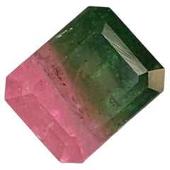 2.15 Carat Natural Loose Bi Colour Tourmaline Emerald Shape Gemstone (pierre précieuse en forme d'émeraude)