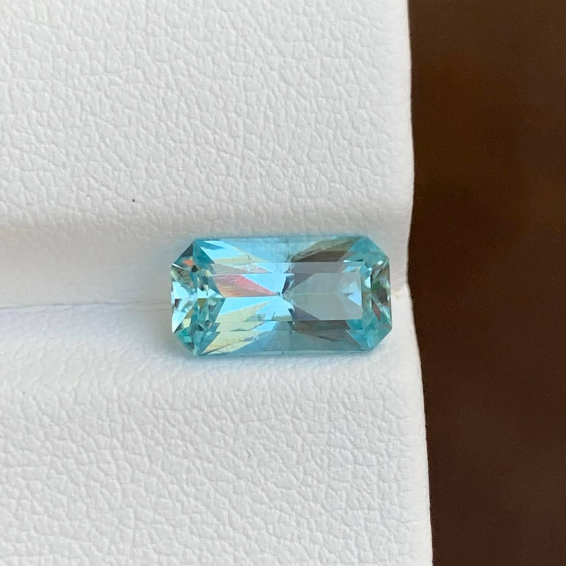 2.15 Carat Natural Loose Blue Aquamarine Stone Custom Precision Cut from Africa For Sale 4