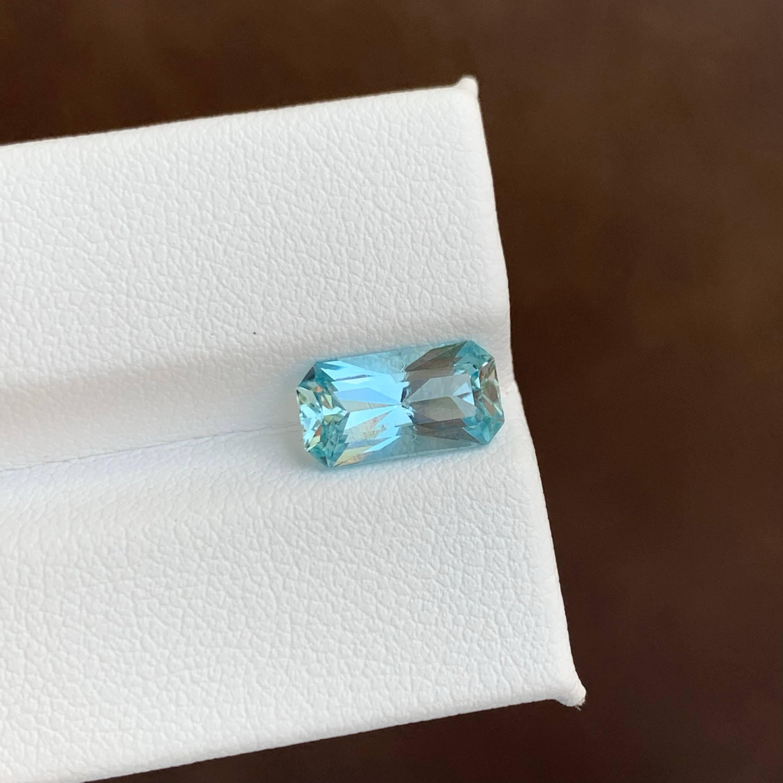 2.15 Carat Natural Loose Blue Aquamarine Stone Custom Precision Cut from Africa For Sale 3