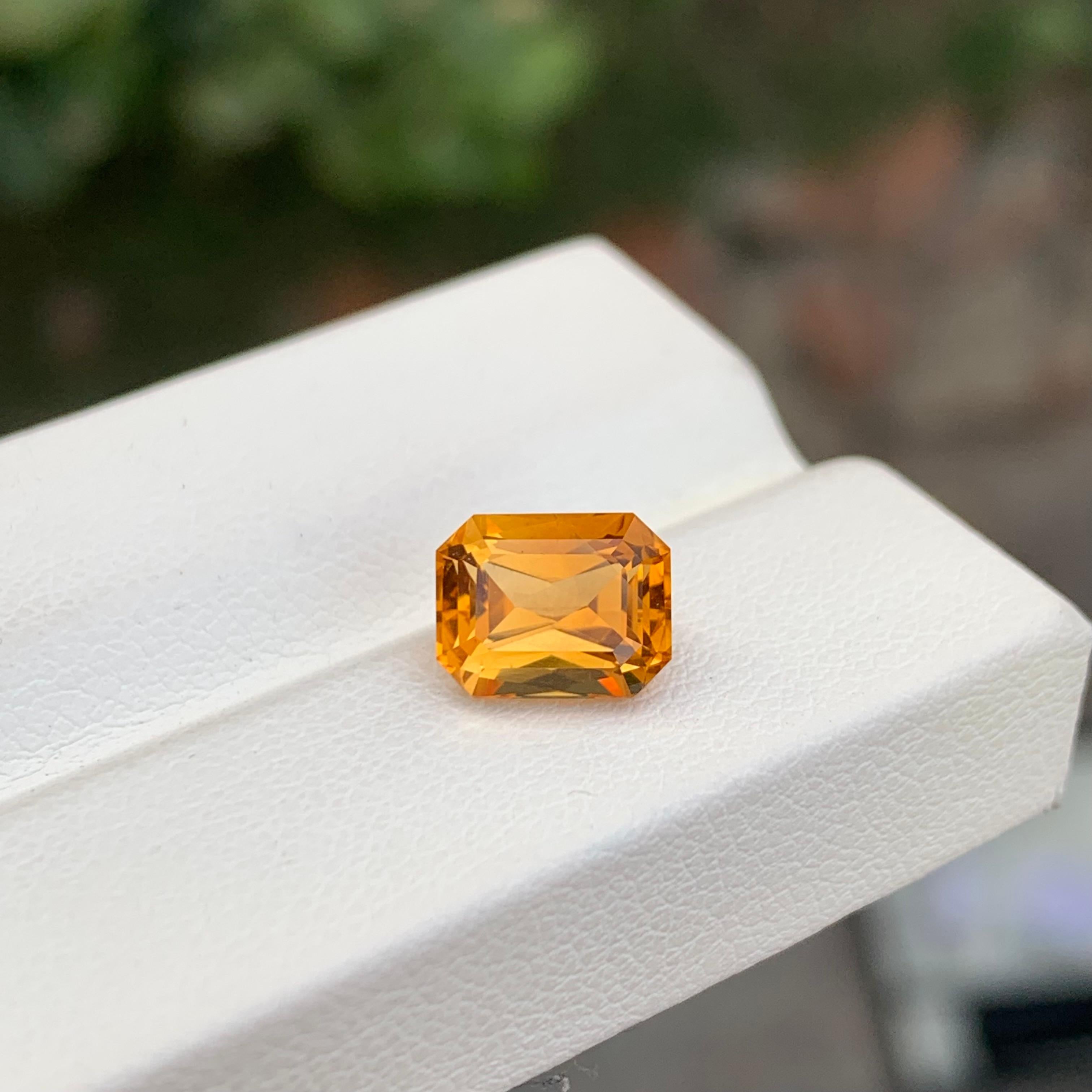 2.15 Karat natürlicher loser Citrin Smaragd Form Edelstein im Angebot 1