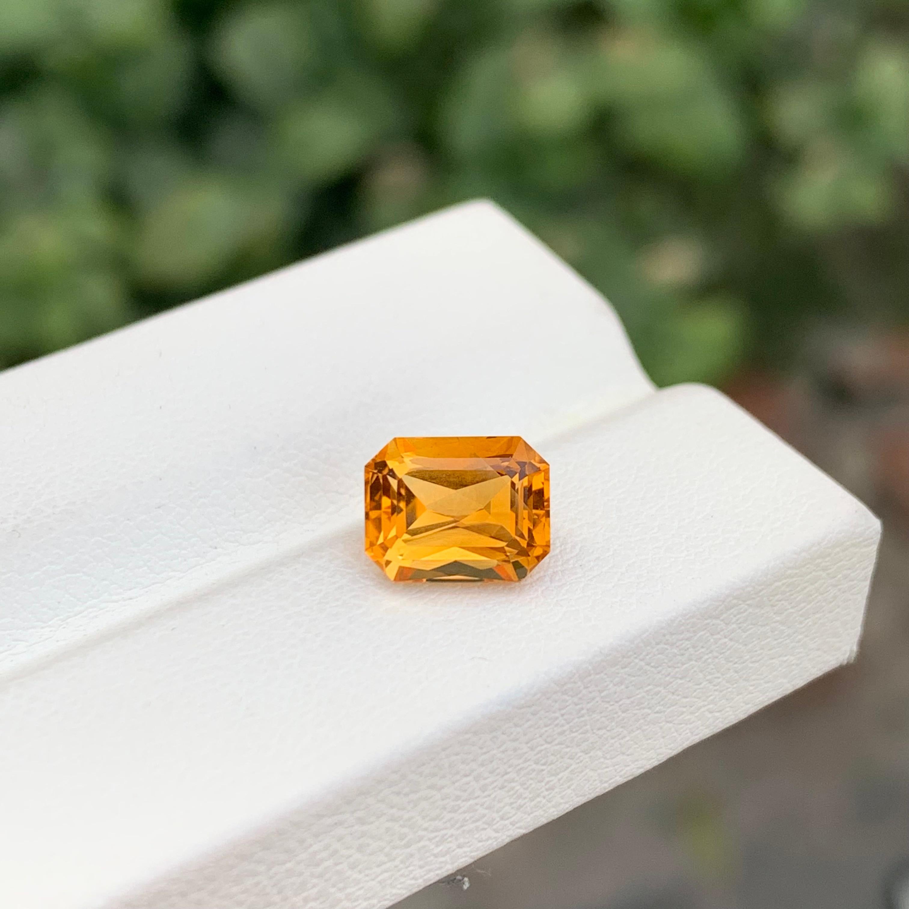 2.15 Karat natürlicher loser Citrin Smaragd Form Edelstein im Angebot 2