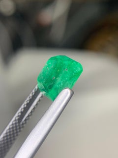 2.15 Carat Natural Loose Emerald Gemstone From Swat Valley, Pakistan