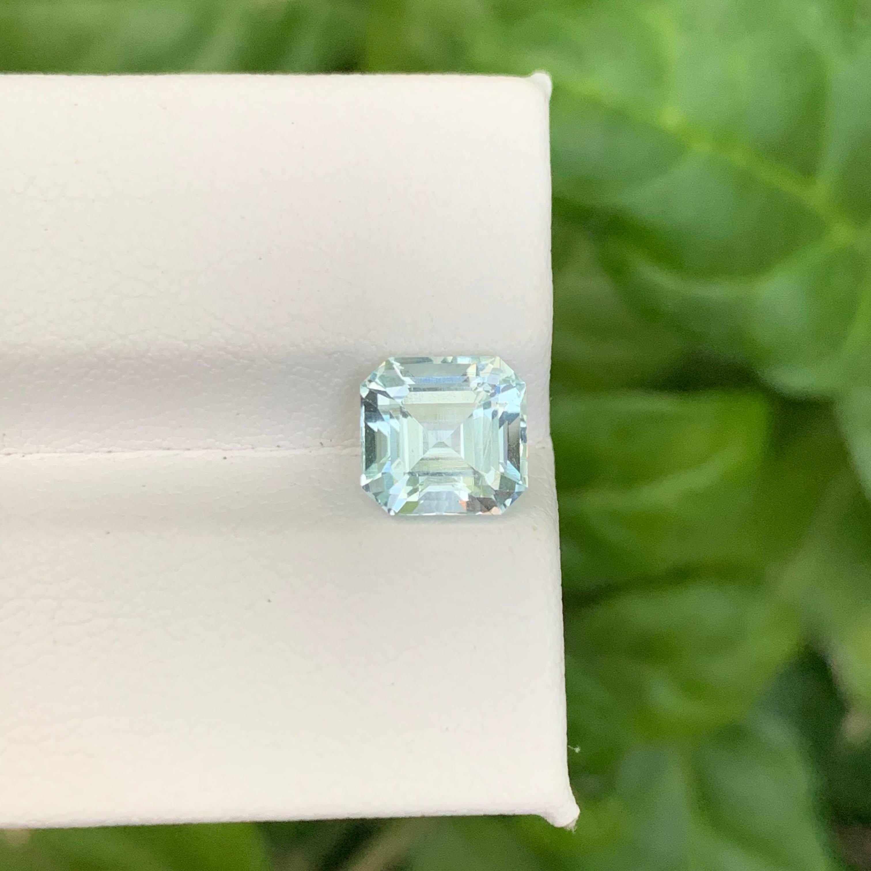 2.15 Karat Natürlicher loser hellblauer Aquamarin Smaragdschliff Pakistanischer Edelstein im Angebot 5