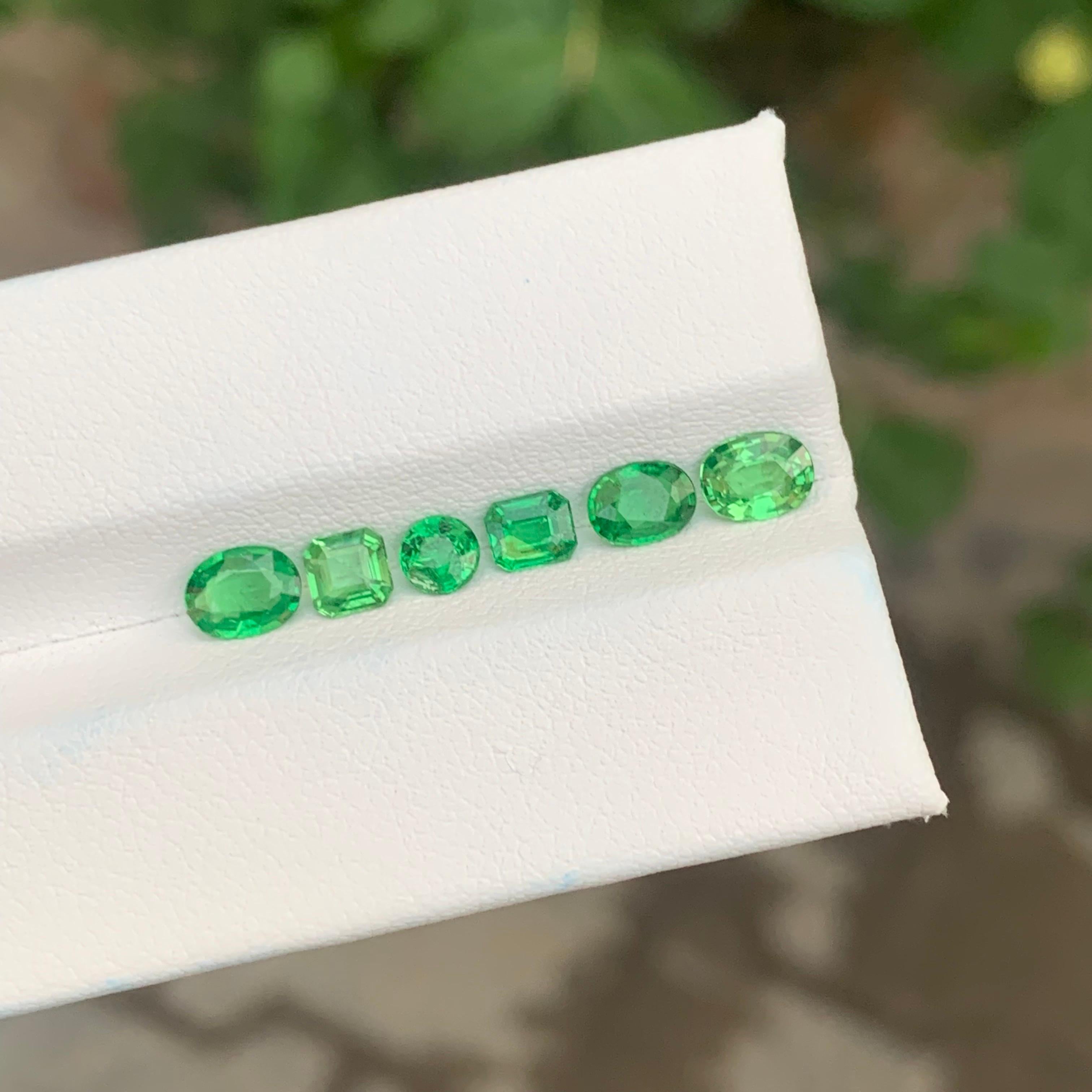2.15 Carat Natural Loose Tsavorite Garnet Lot For Jewellery Making For Sale 4