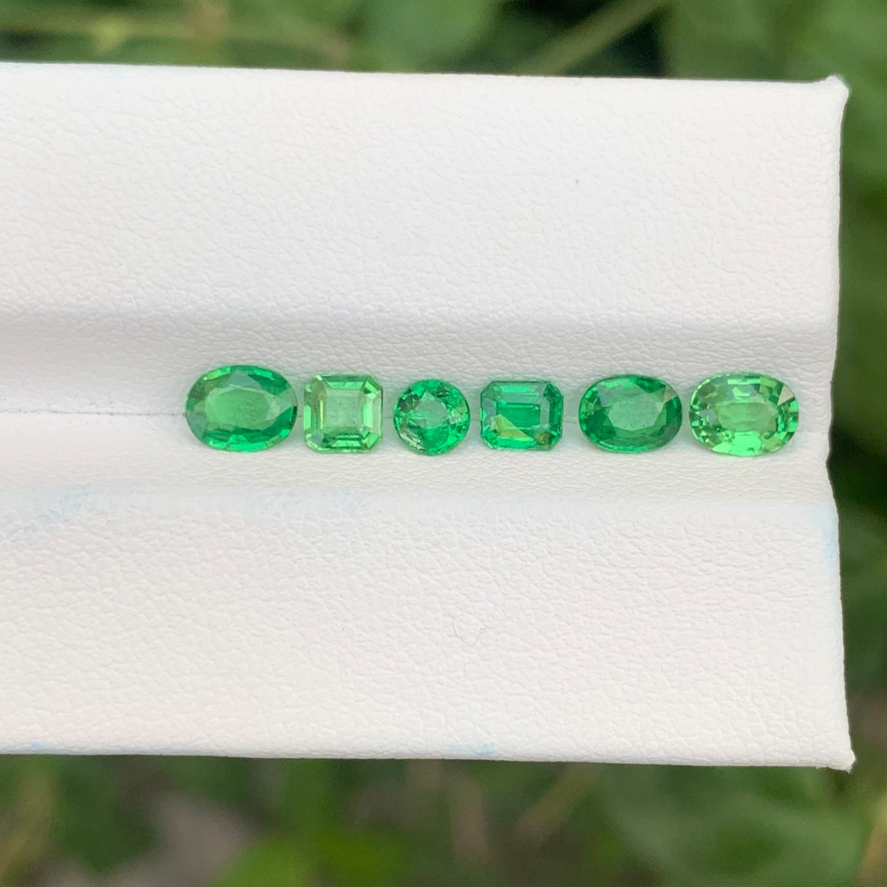 2.15 Carat Natural Loose Tsavorite Garnet Lot For Jewellery Making For Sale 5