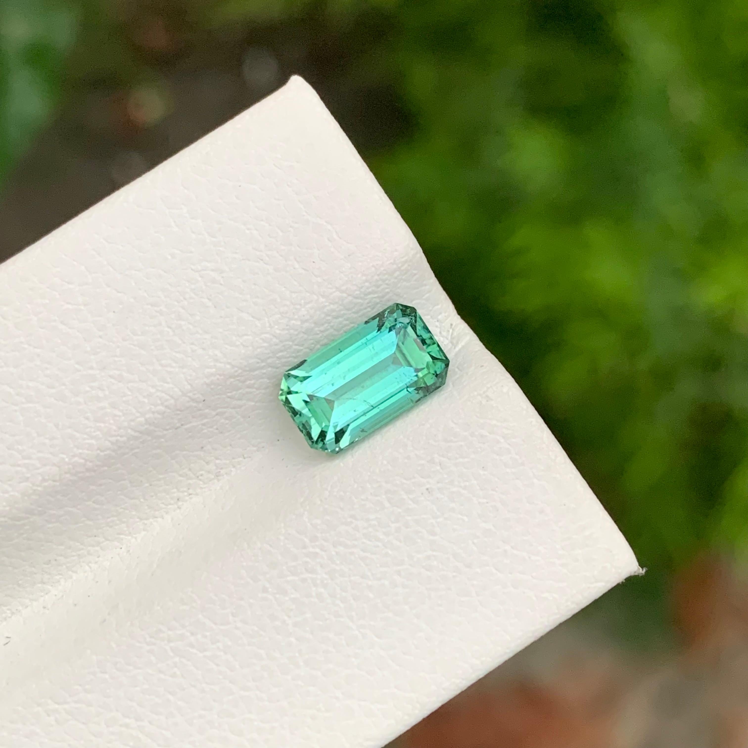 Women's or Men's 2.15 Carat Natural Mint Green Loose Tourmaline Emerald Shape Gem For Jewellery For Sale