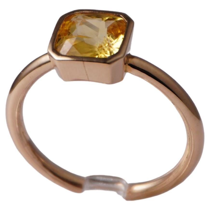 2.15 Carat No Heat Yellow Sapphire Solitaire Ring in 14 Karat Yellow Gold For Sale