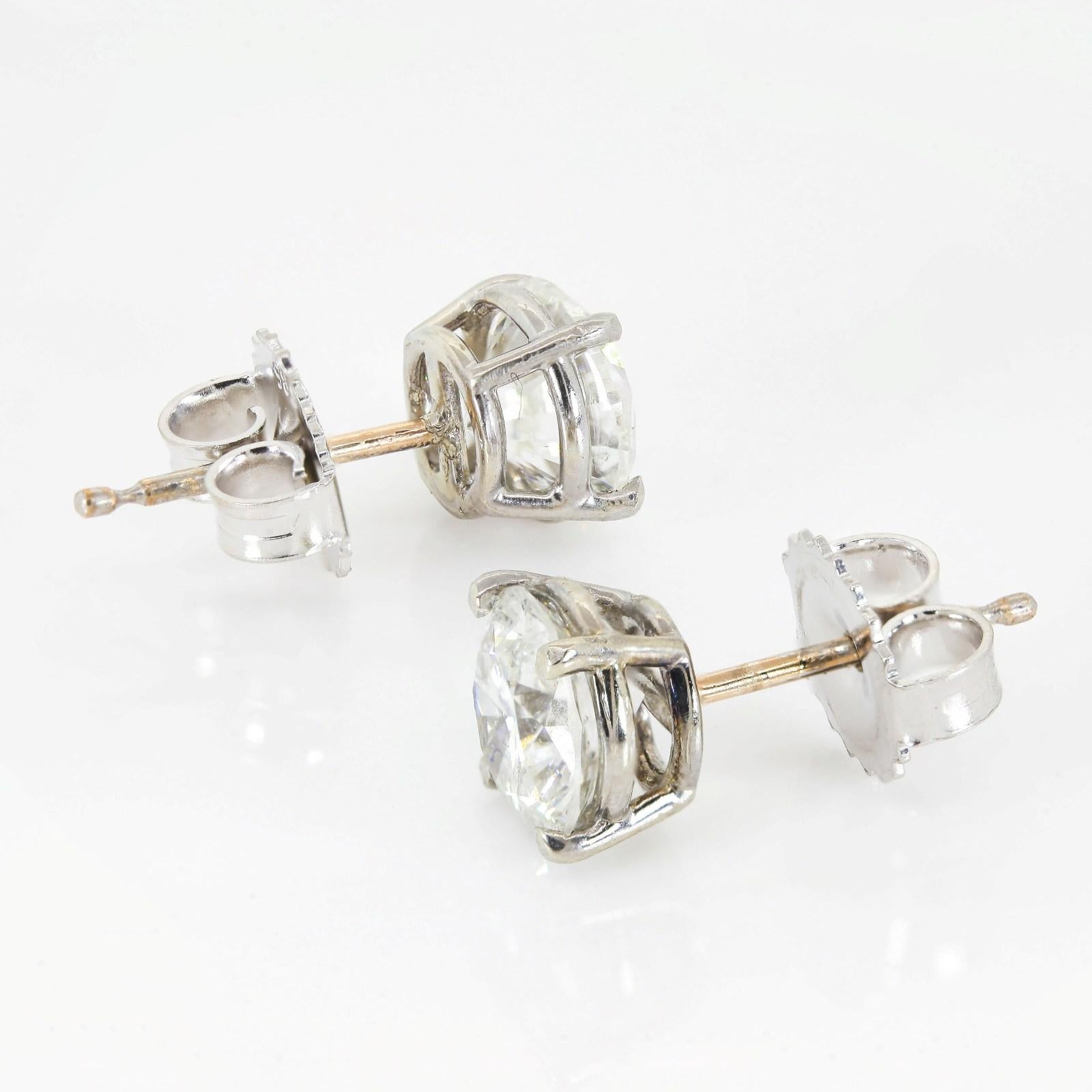 one carat diamond studs