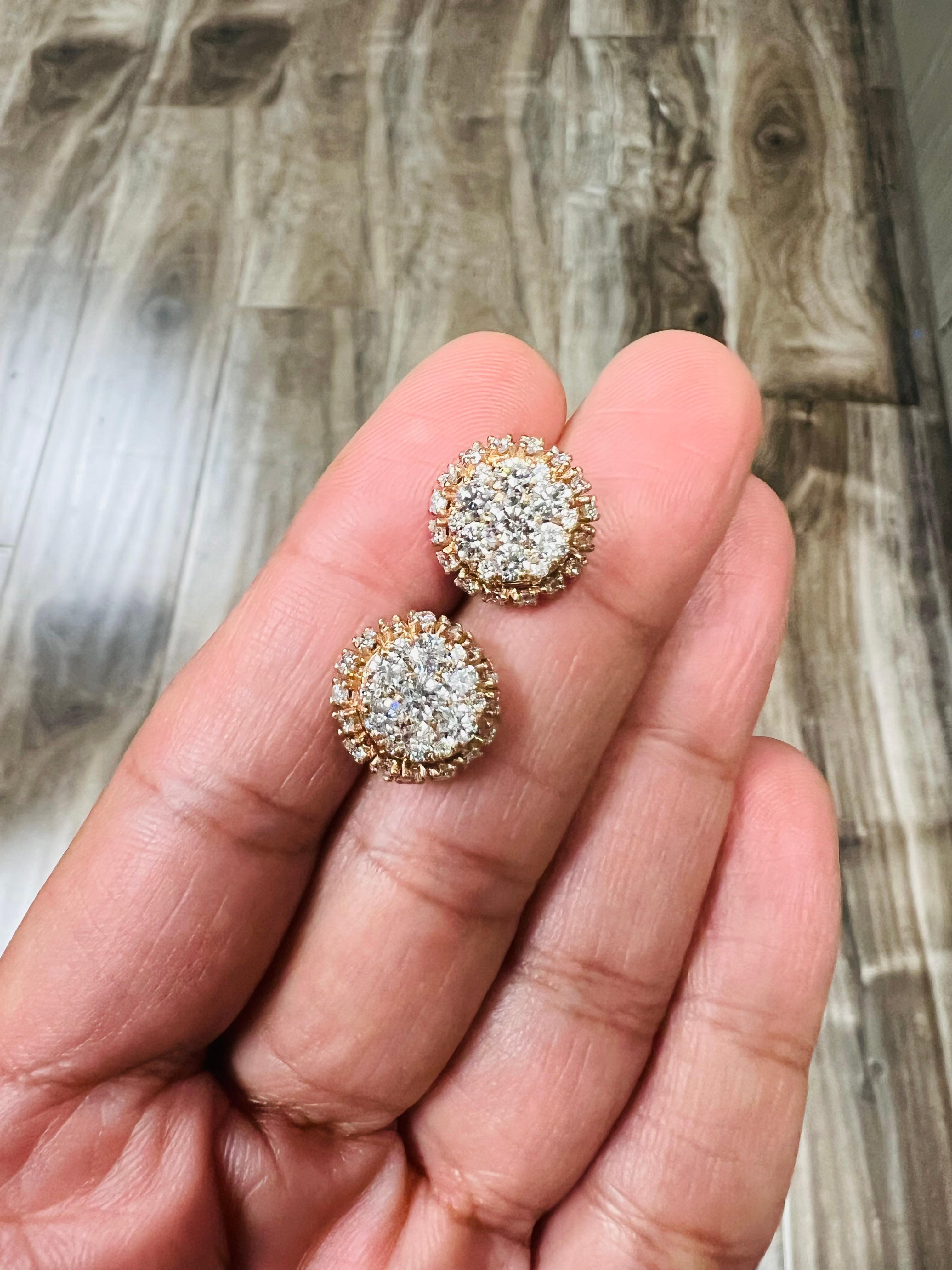 2,15 Karat Rundschliff-Diamant 14 Karat Rose Gold Cluster-Ohrstecker im Angebot 5