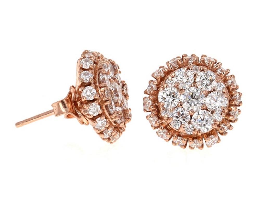 Contemporain 2.15 Carat Round Cut Diamond 14 Karat Rose Gold Cluster Earrings en vente