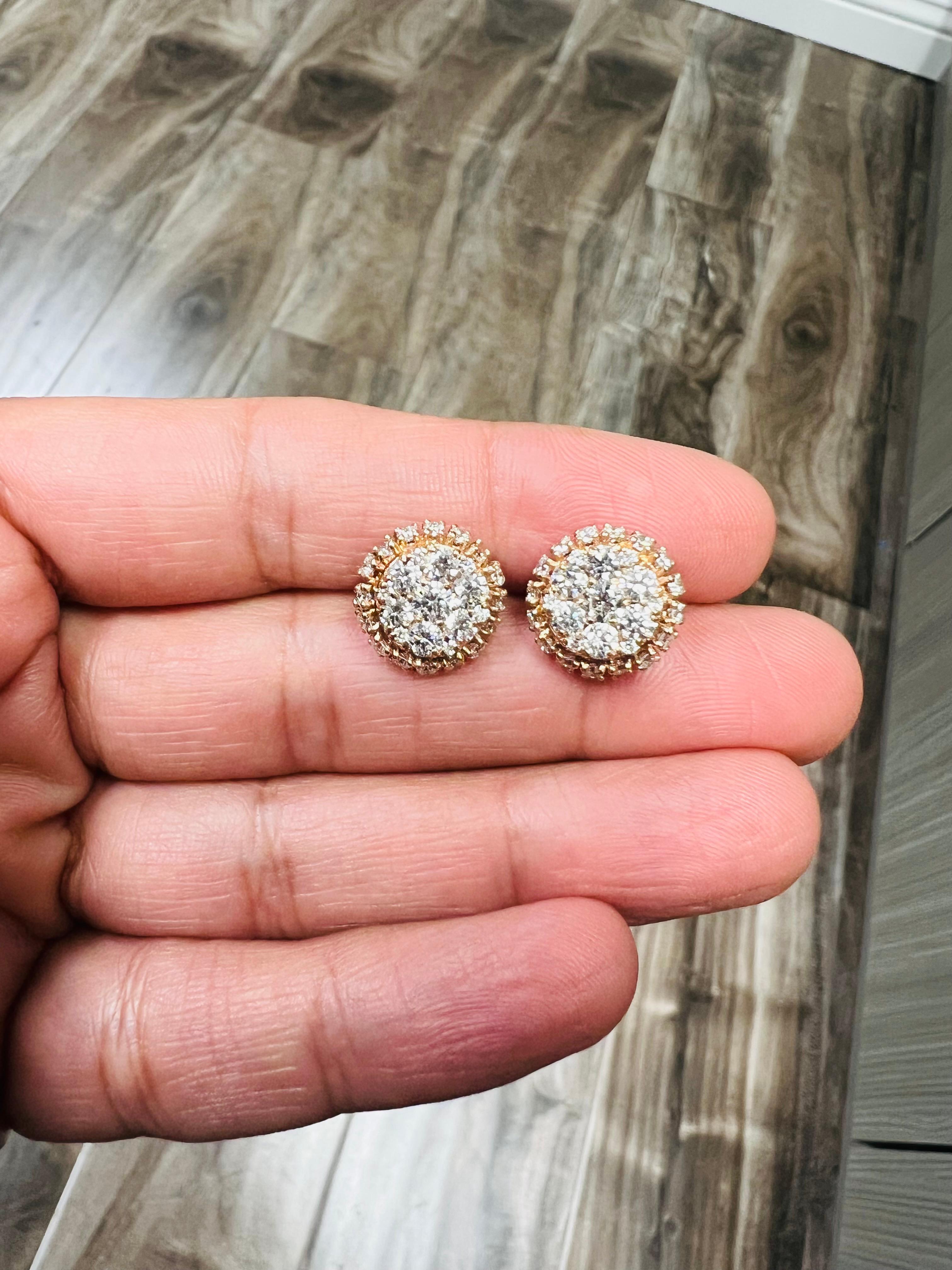 2,15 Karat Rundschliff-Diamant 14 Karat Rose Gold Cluster-Ohrstecker im Angebot 4
