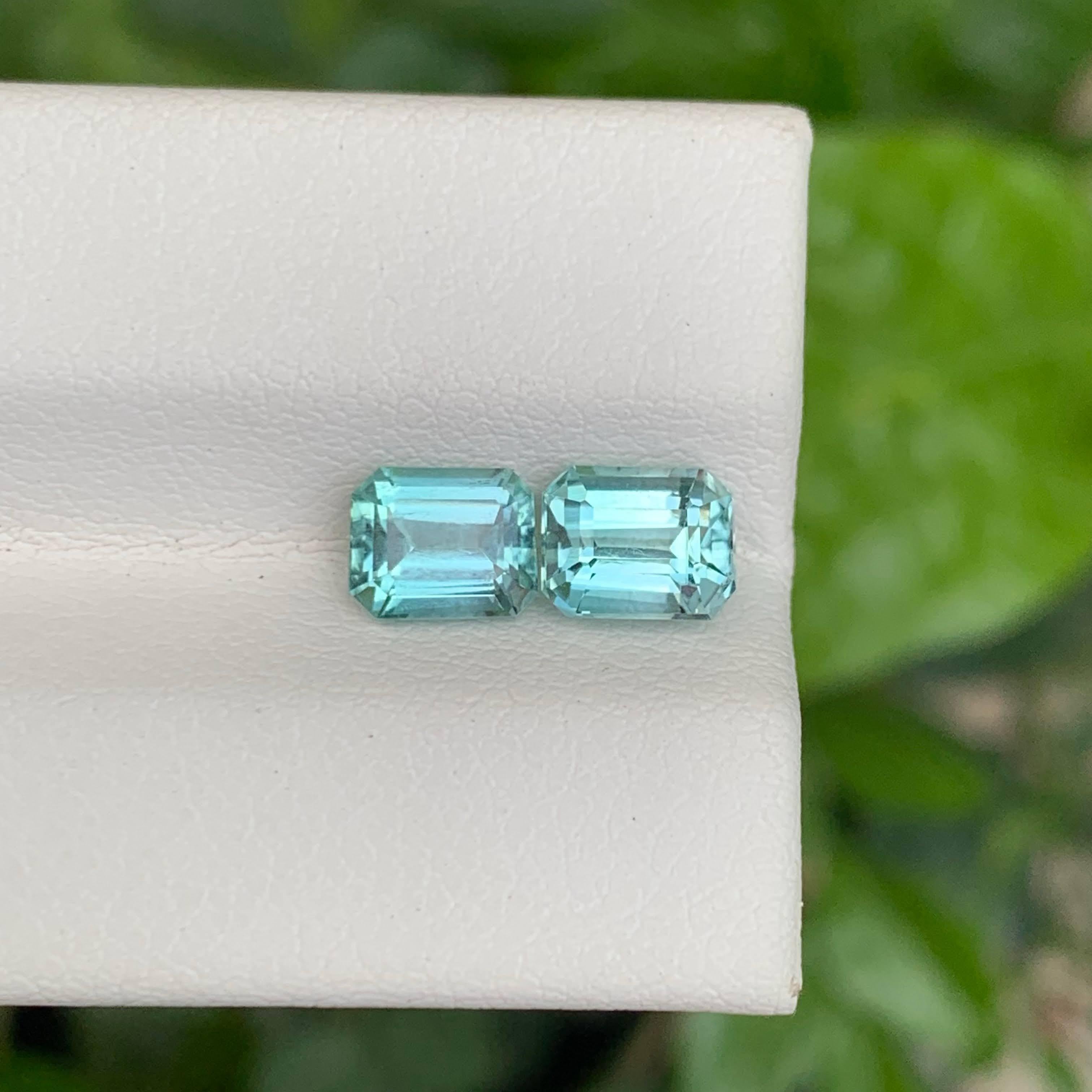 2.15 carats Paraiba  Color Tourmaline Pair Emerald Cut from Afghanistan For Sale 1