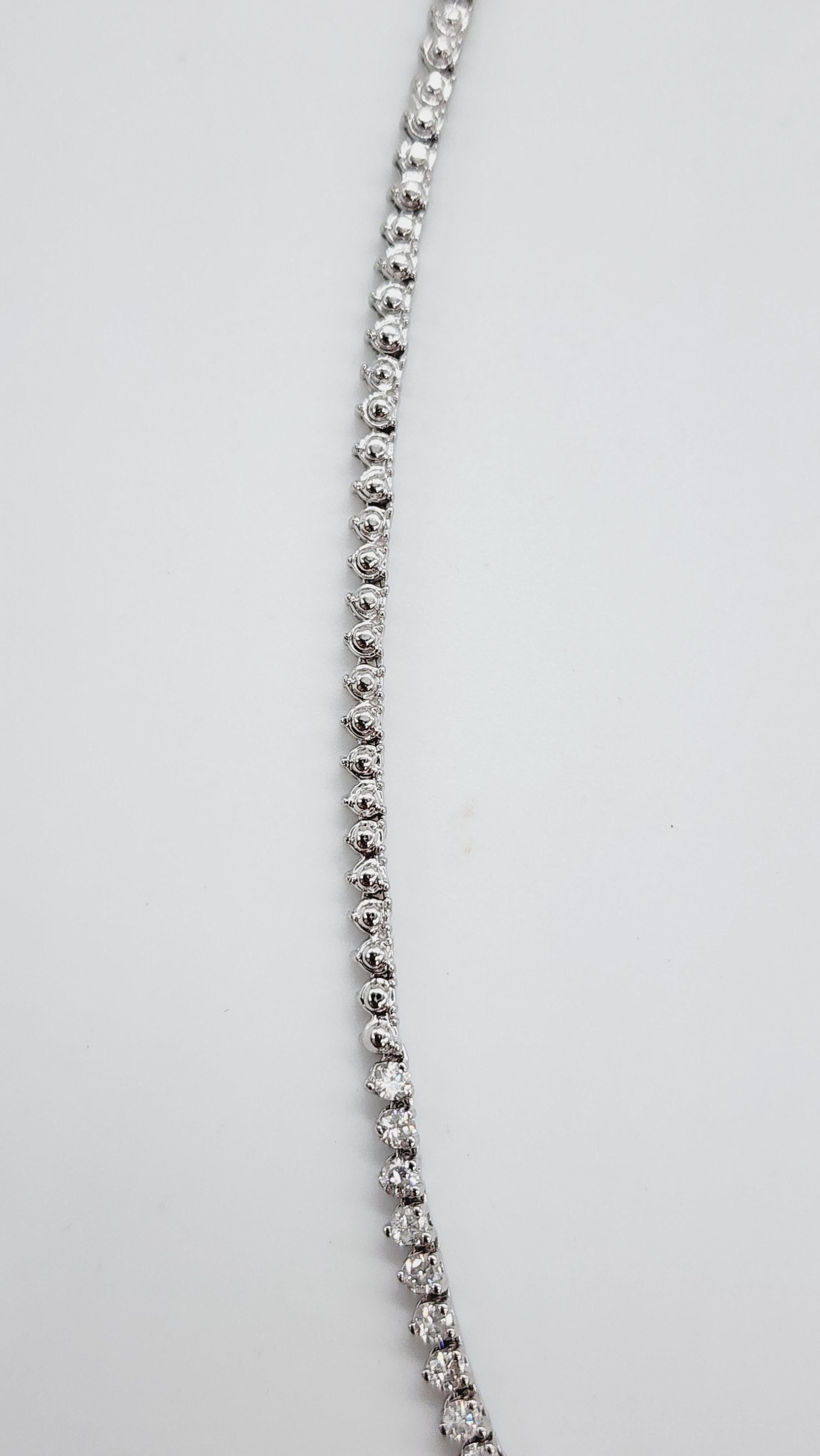 2.15 Carats Natural Diamond Necklace 14 Karat White Gold 16'' 2