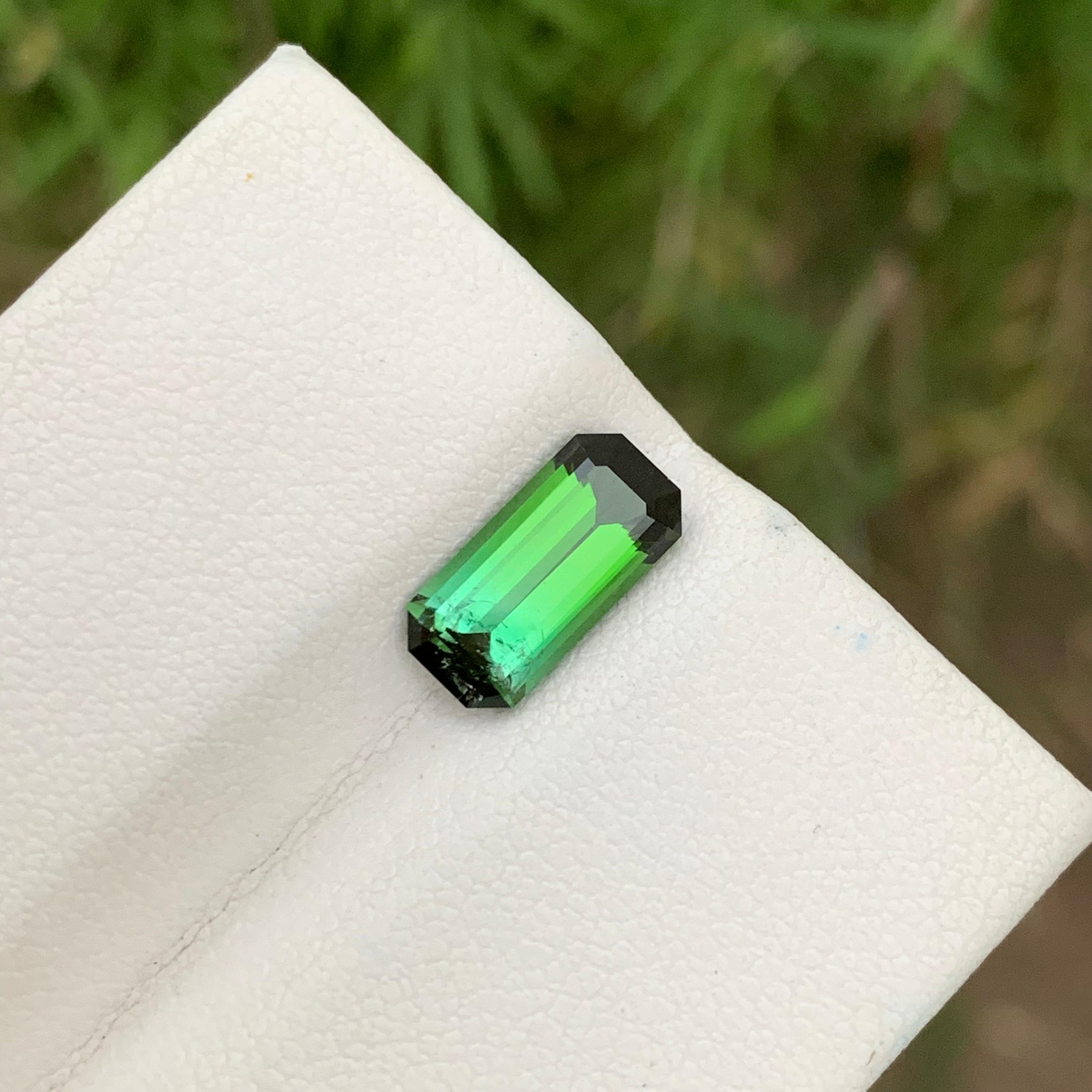 2.15 Carats Natural Loose Bicolour Tourmaline Emerald Shape Ring Gemstone For Sale 5