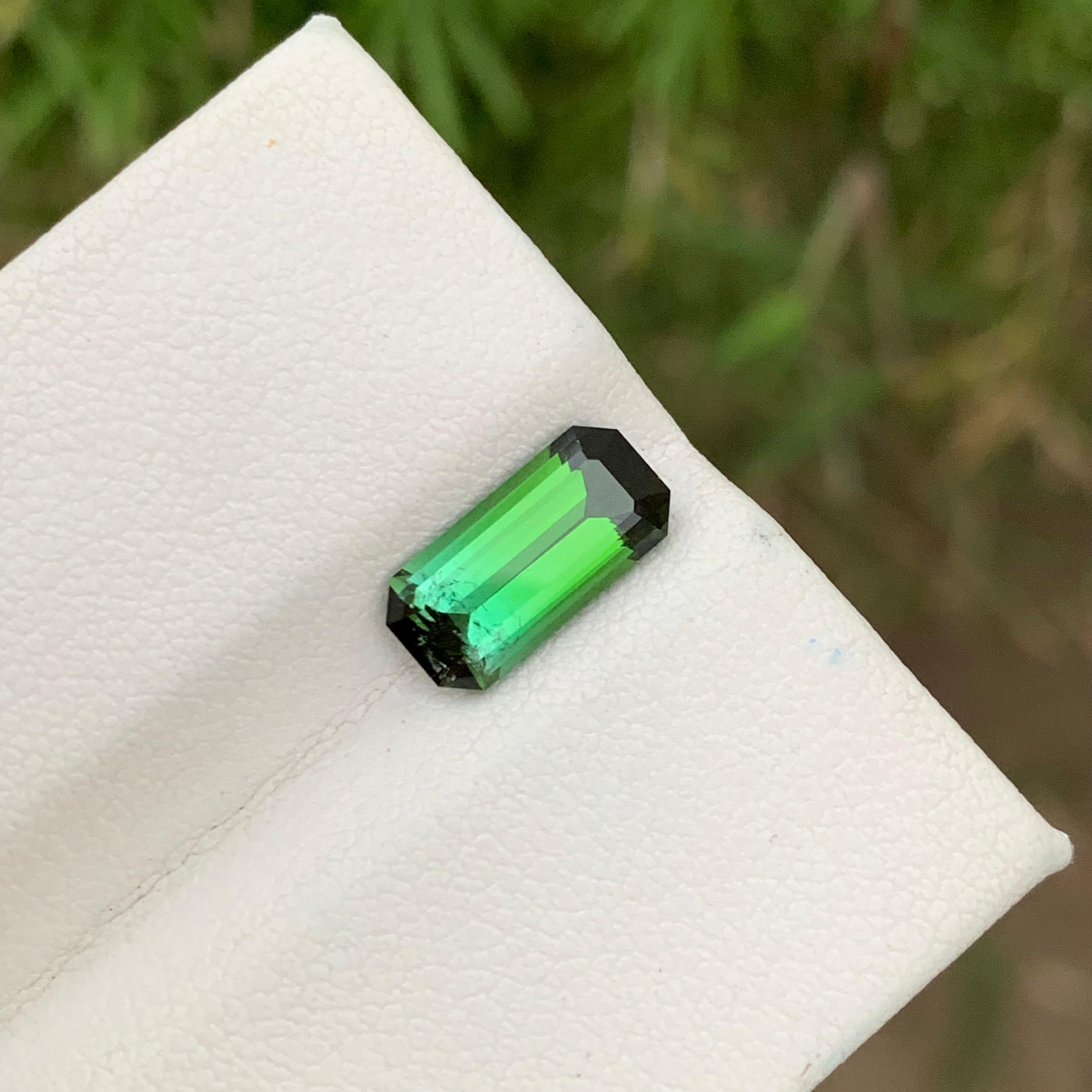 2.15 Carats Natural Loose Bicolour Tourmaline Emerald Shape Ring Gemstone For Sale 6
