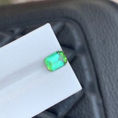2,15 Karat Neon Mintgrüner Turmalin Cushion-Schliff Lose Edelstein für Ring