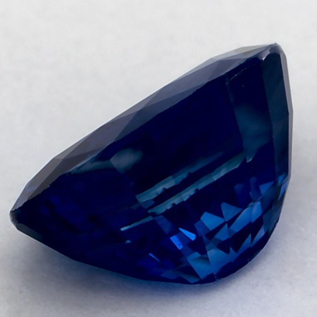 2.15 carati di zaffiro blu ovale sfuso in vendita 3