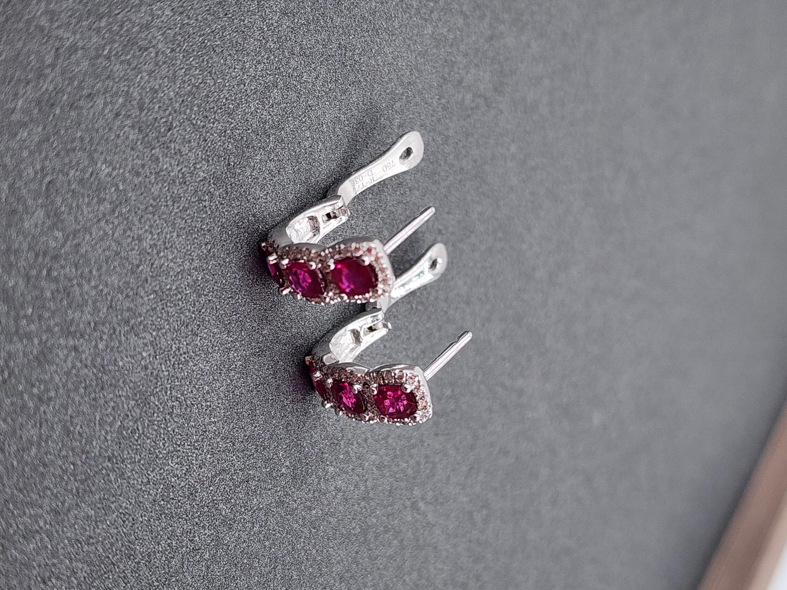 2,15 ct Rubis et diamants naturels Huggies Neuf - En vente à Chicago, IL