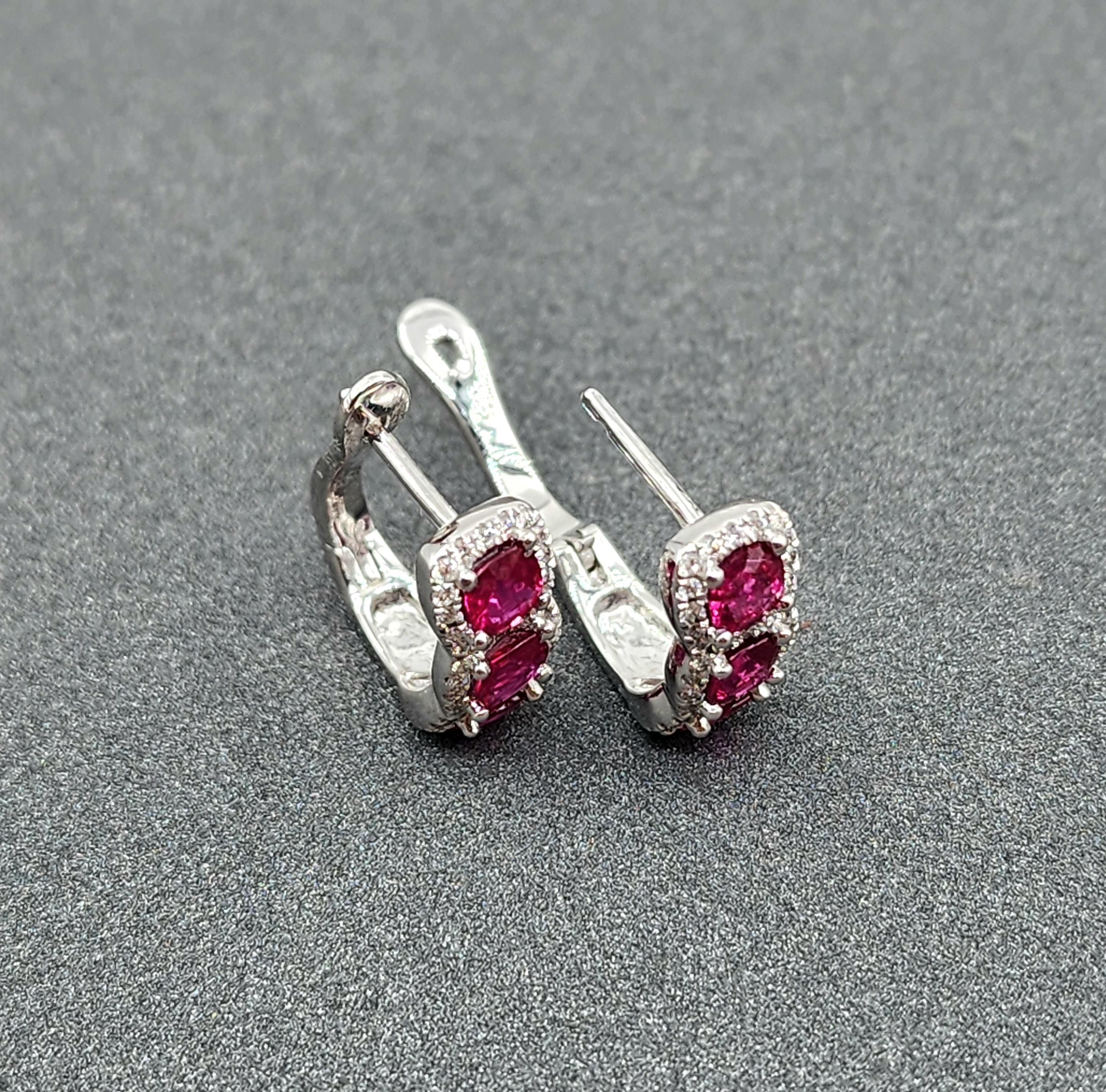2,15 ct Rubis et diamants naturels Huggies en vente 2