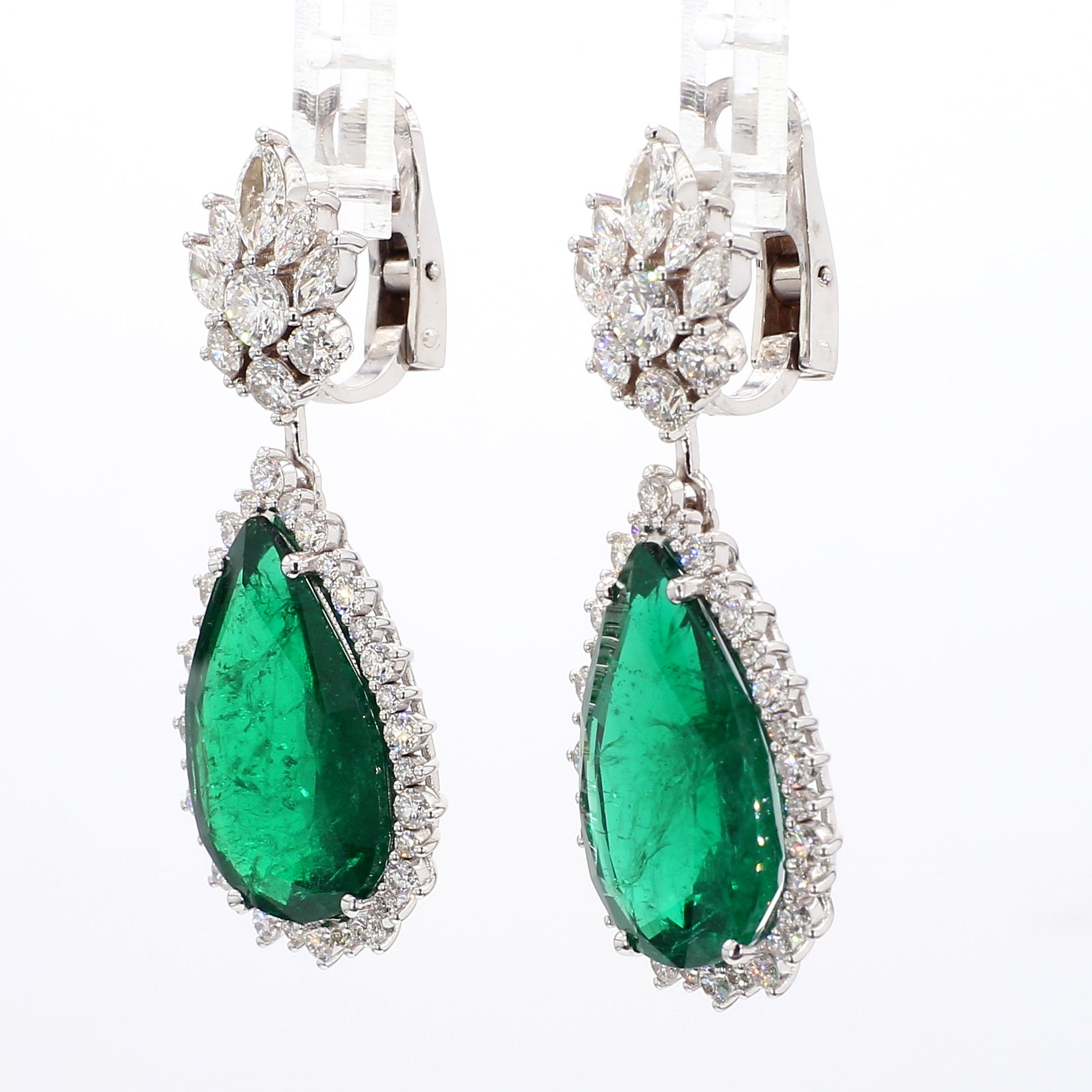 21.50 Carat Vivid Emerald & Diamond Drop Earrings GRS Certified, 18k White Gold. For Sale 7