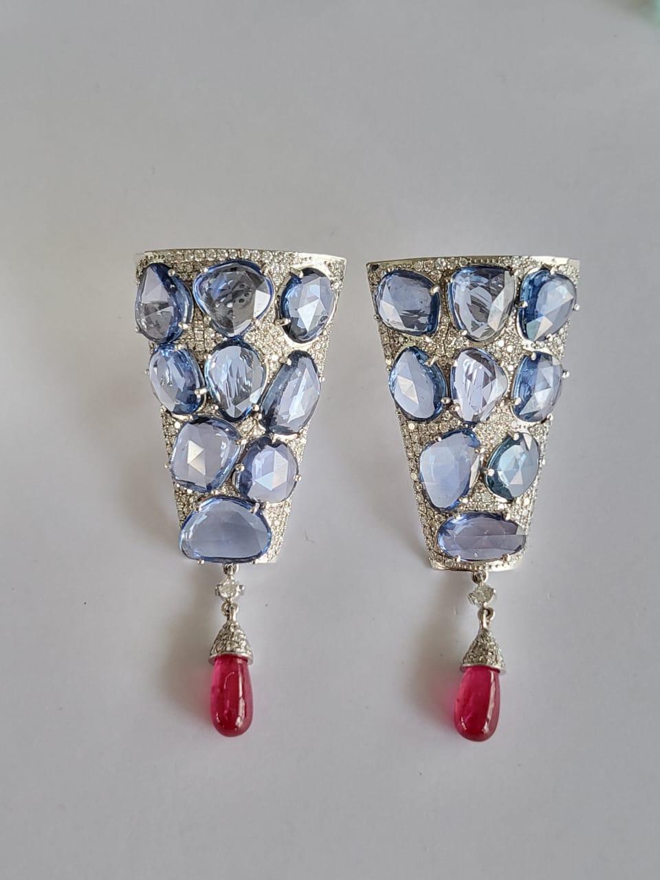 21.56 Carats Ceylon Blue Sapphire Rose Cuts, Ruby & Diamond Drop Dangle Earrings For Sale 1