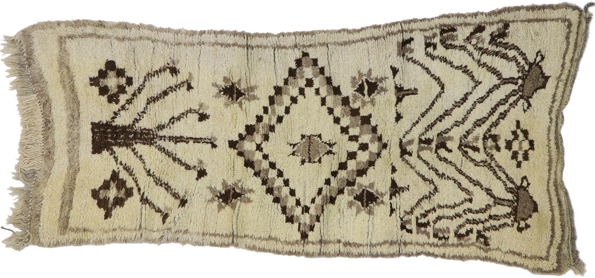 Vintage Berber marokkanischer Azilal-Teppich im Angebot 1
