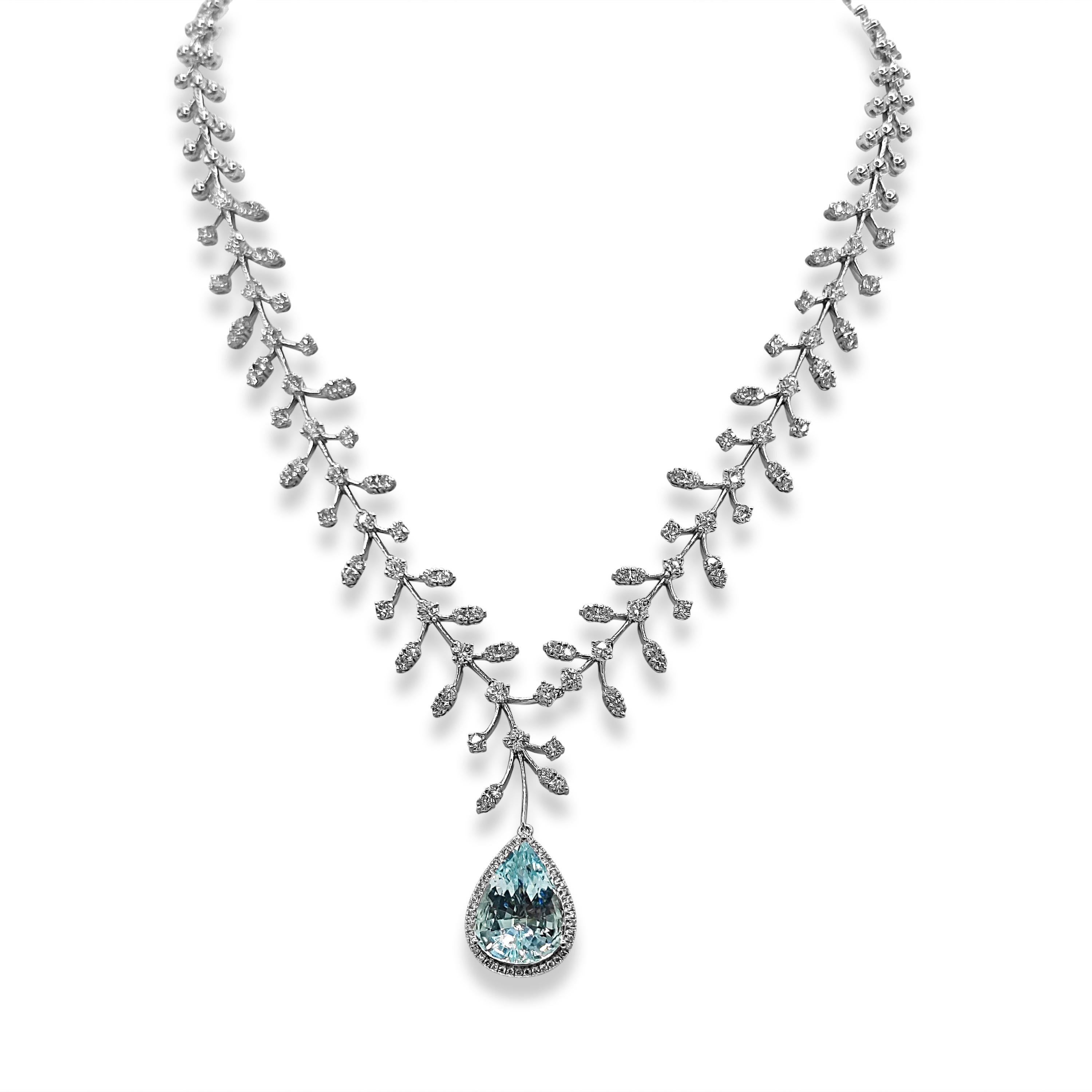 Taglio misto Collana in oro bianco con diamanti e PARAIBA TOURMALINE da 21,58 carati in vendita