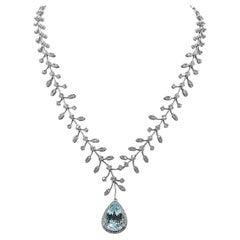 Collar de oro blanco con TOURMALINA PARAIBA y diamantes de 21,58 quilates