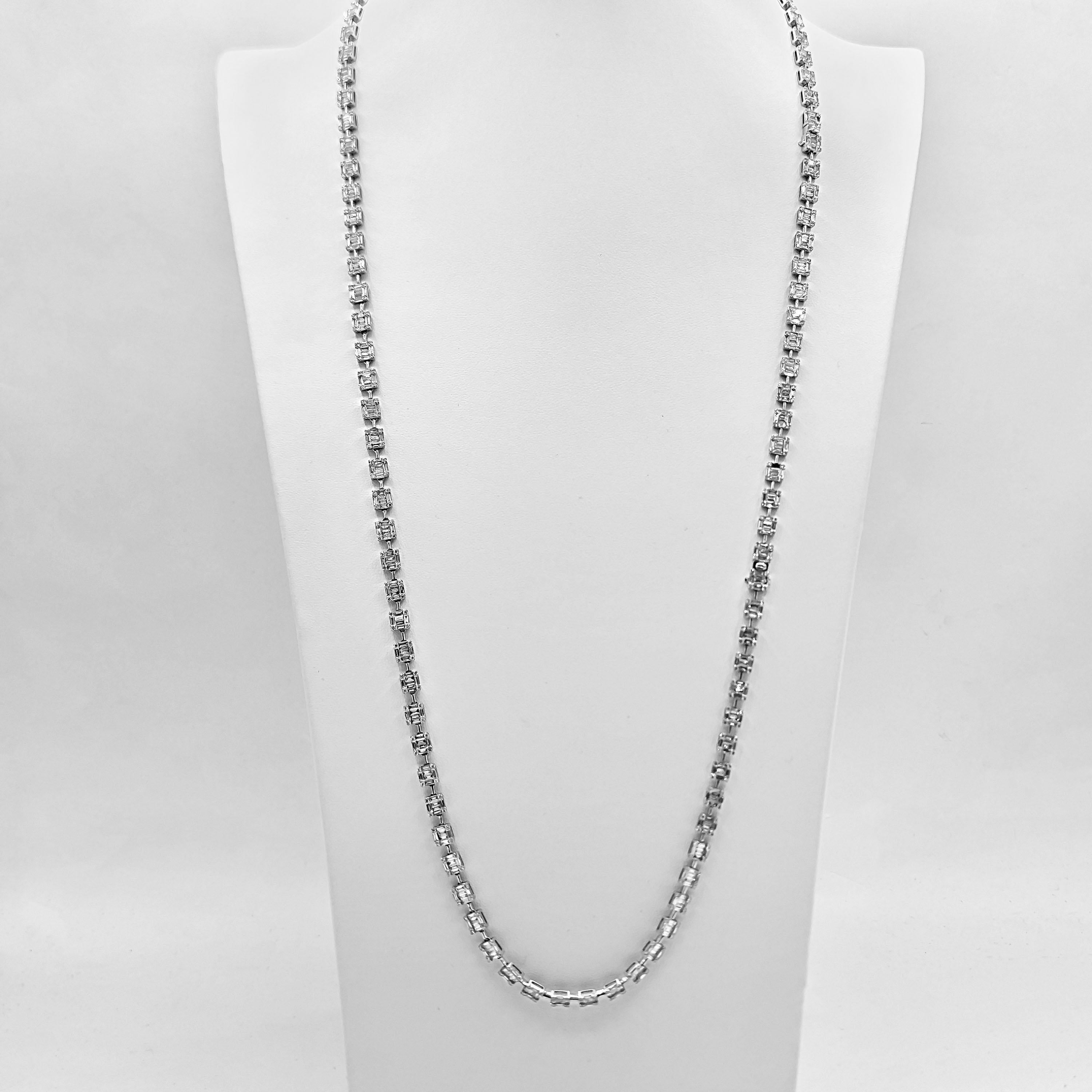 Taille mixte 21.59 Carat Diamond White Gold Necklace en vente