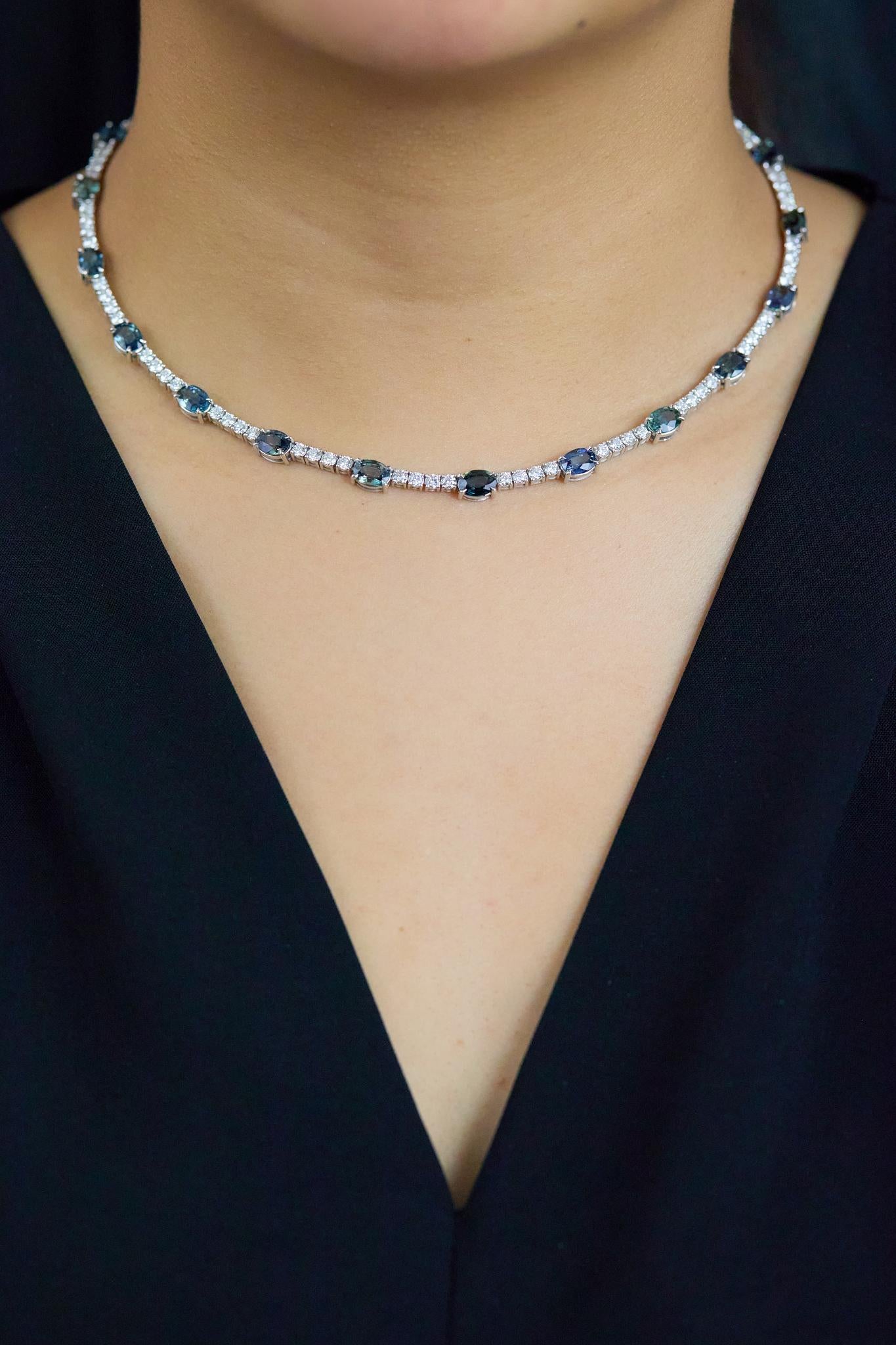Collar Tenis de Zafiro Azul Teal y Diamantes de Oro Blanco de 21,59 Quilates Corte oval en venta