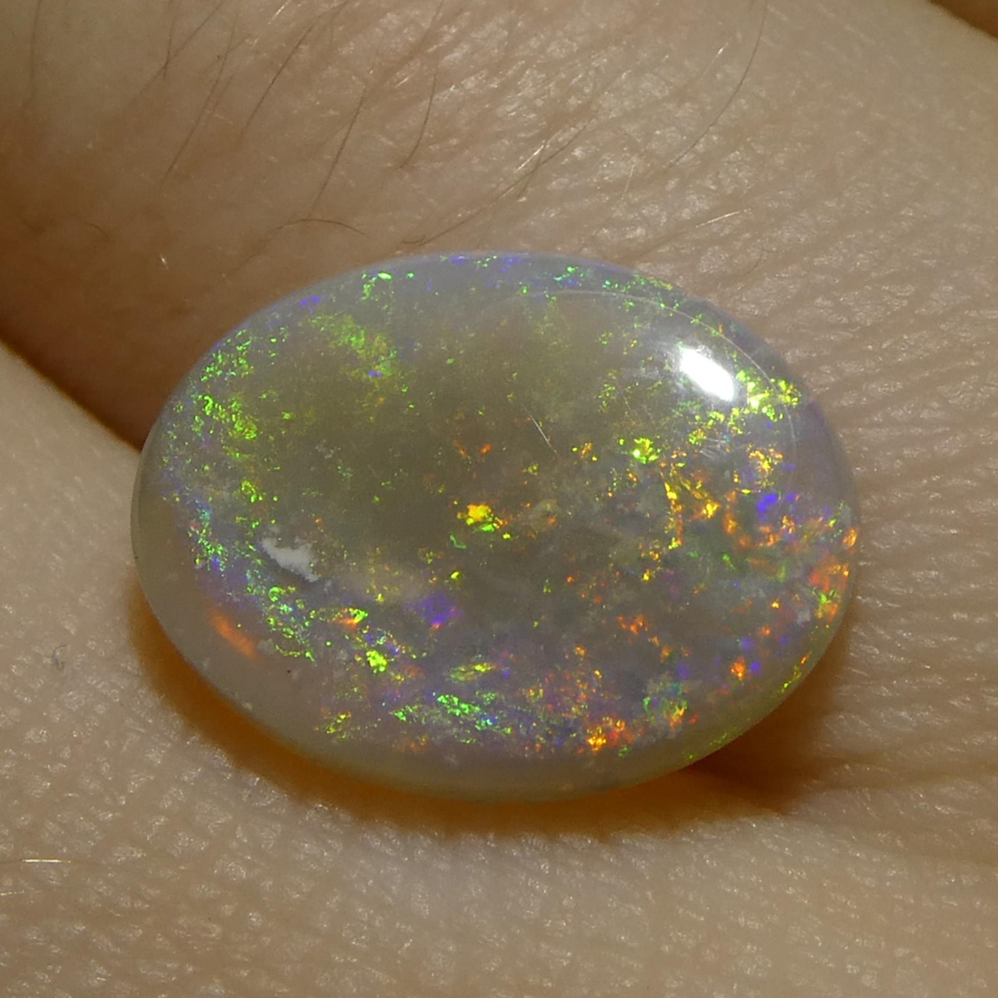 2.15 Karat ovaler weißer Opal mit Cabochonschliff aus Australien im Angebot 6