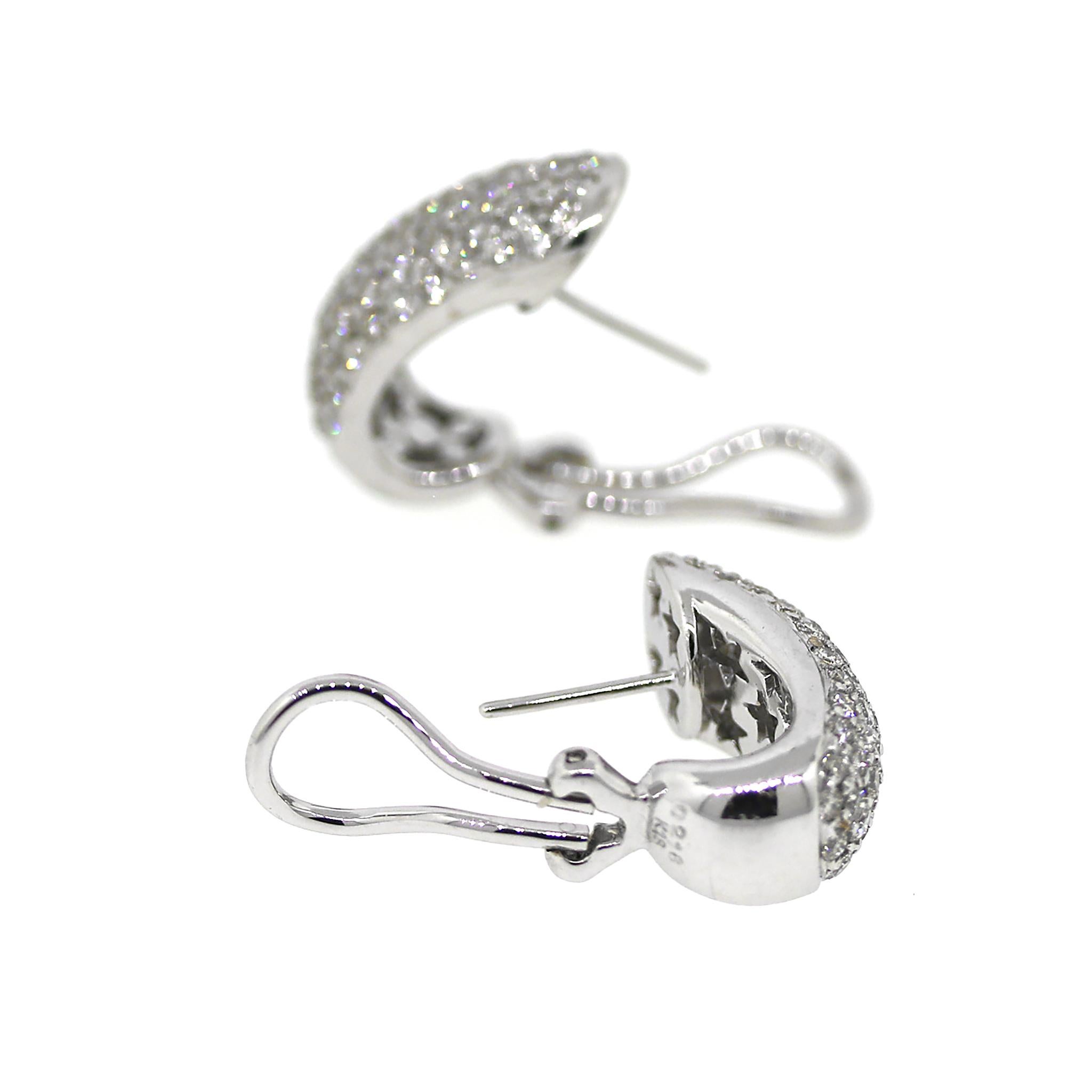Round Cut 2.16 carat Diamond Huggies Earrings For Sale