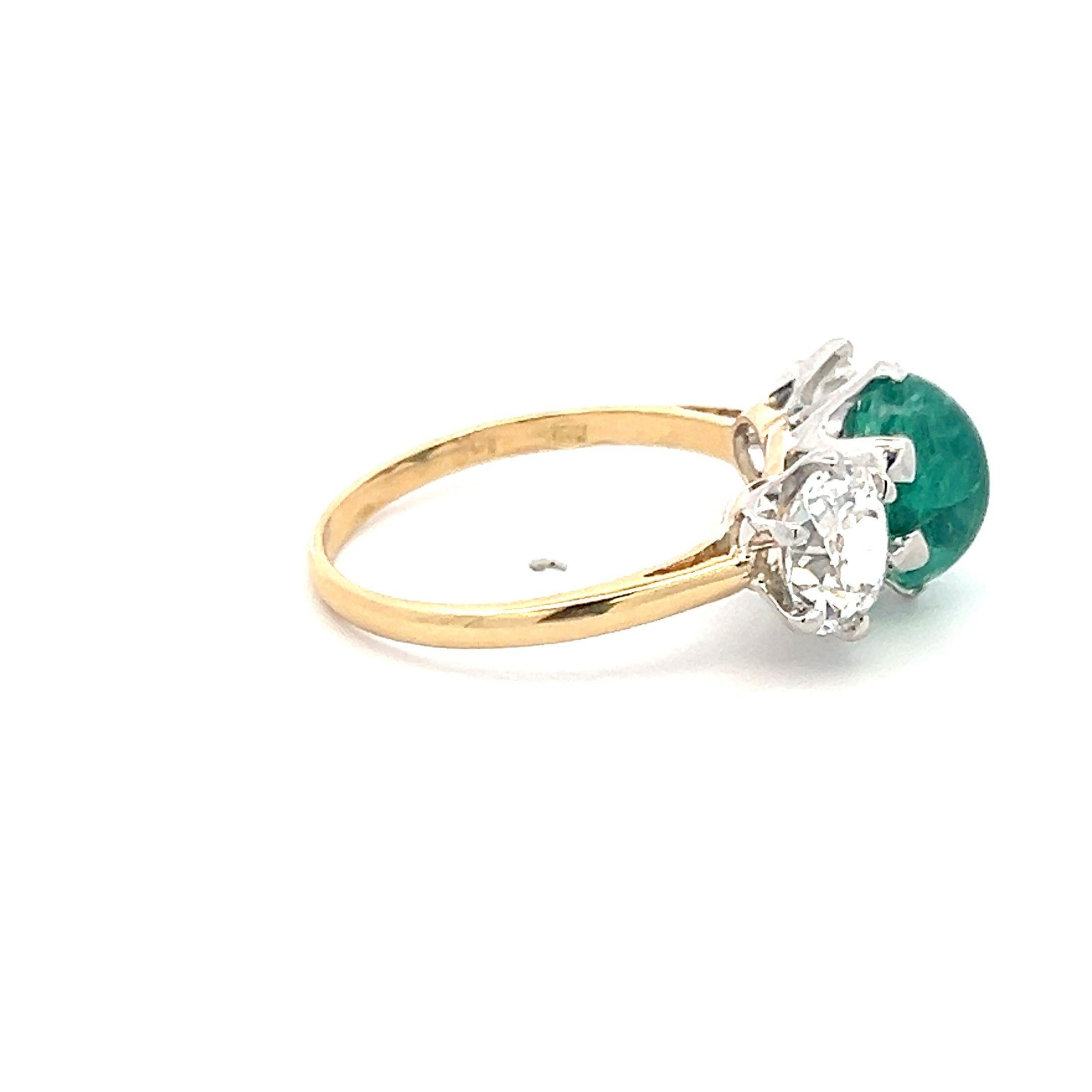 Titre :
2.16 Carat Oval Shape Emerald 2.09 Carat Old Miner Cut J-I SI2 Diamond 18 Karat Two Tone Gold/Platinum Three-Stone Ring
Le style :
Trois pierres
Métal :
18 carats bicolore or/plat
Pierre précieuse 1 :
2.16 Carat EMR
Nombre de pierres