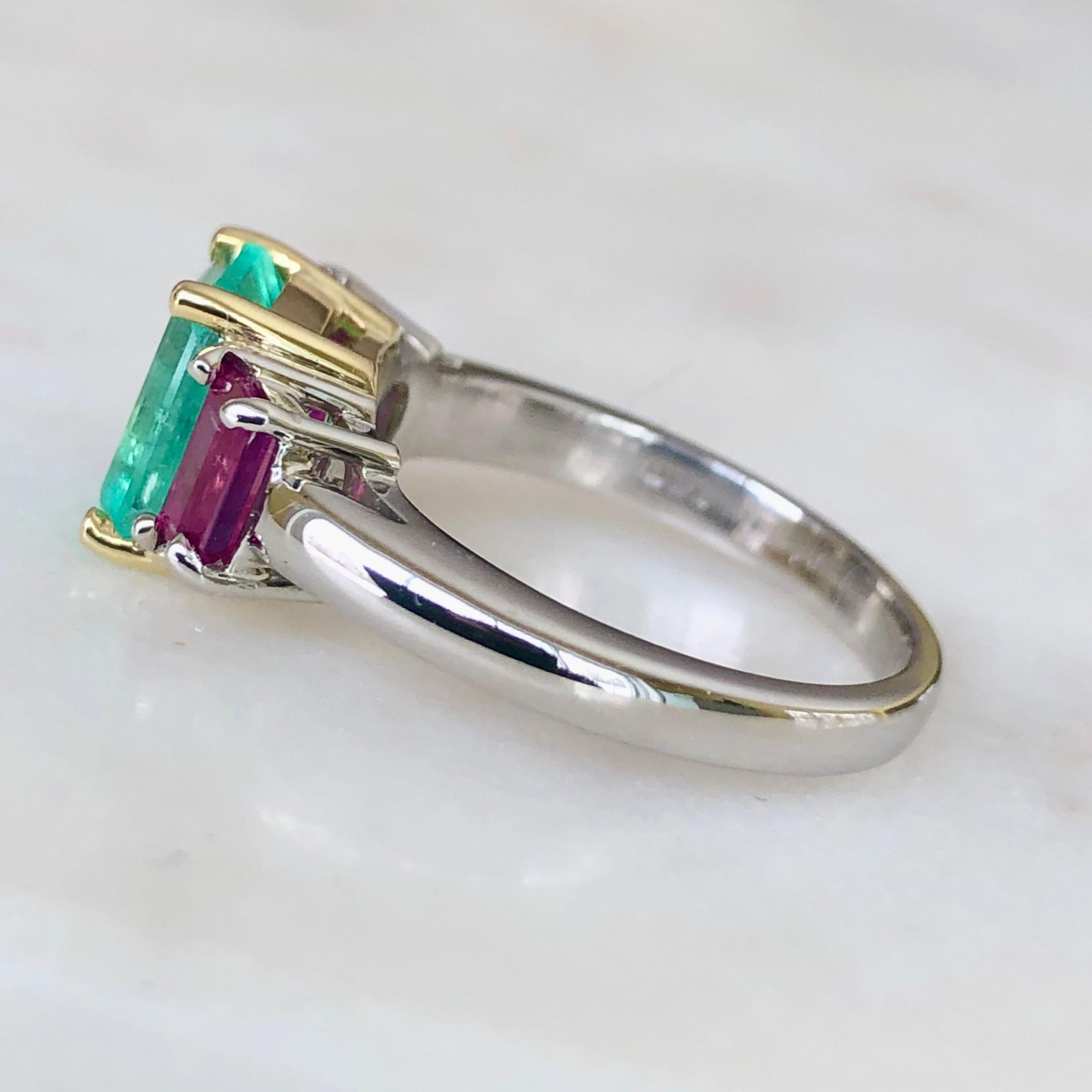 2.16 Carat Natural Colombian Emerald Ruby Engagement Ring Platinum and 18 Karat 4