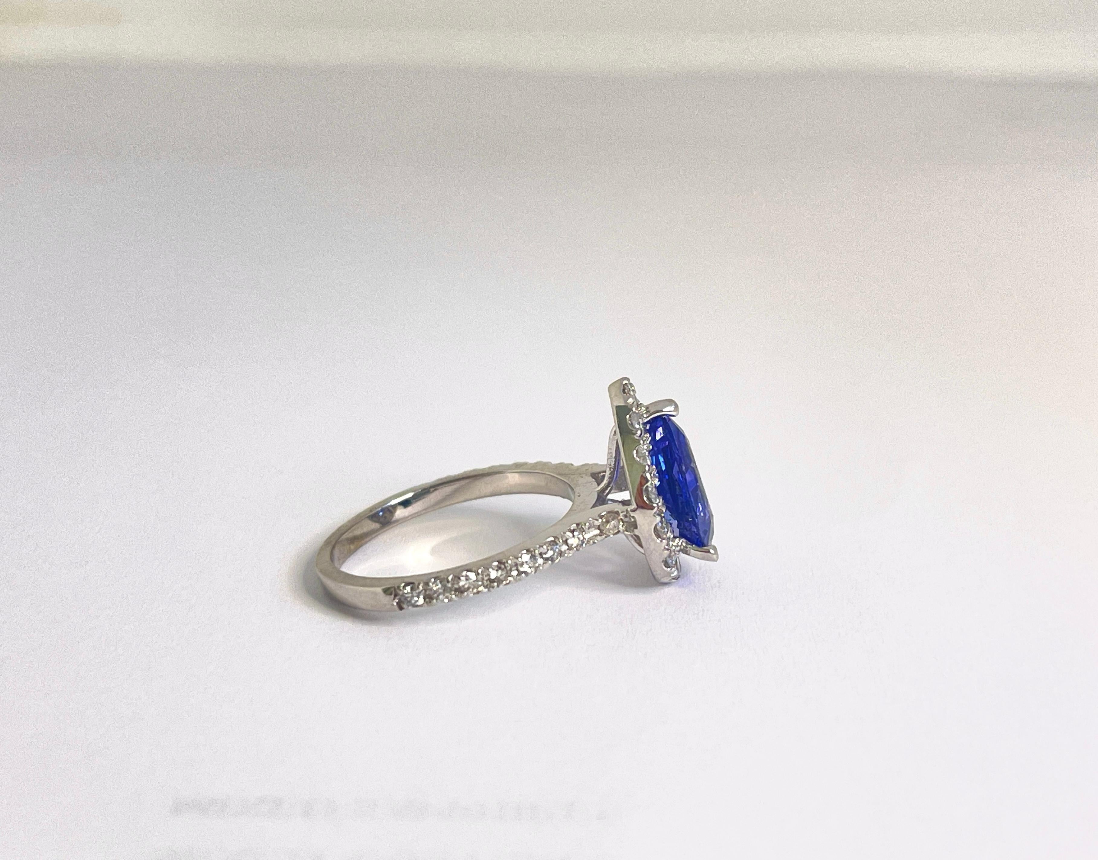 2.16 Carat Pear Shaped Purple-Blue Sapphire Diamond 14K White Gold Ring In New Condition For Sale In Great Neck, NY