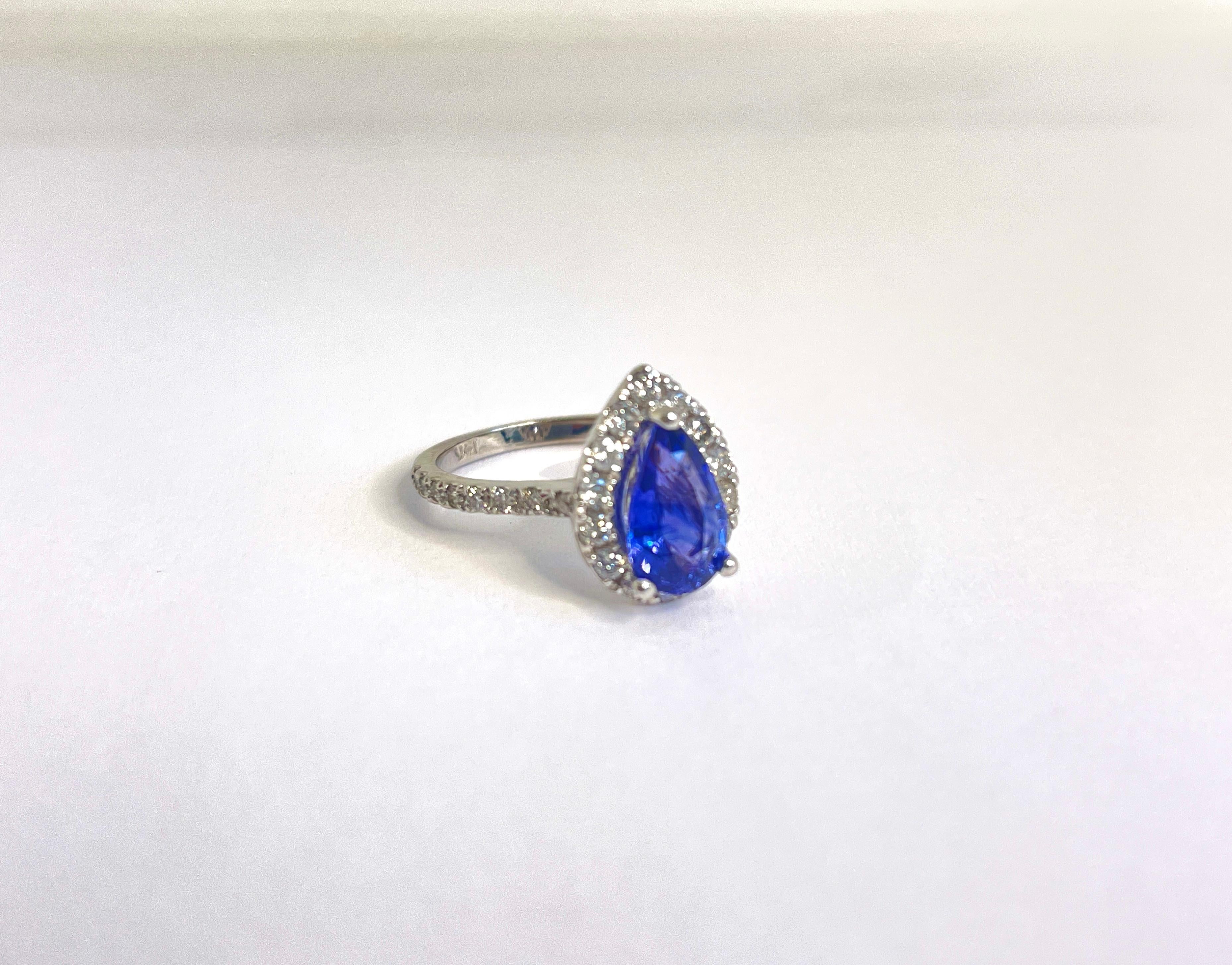 Women's or Men's 2.16 Carat Pear Shaped Purple-Blue Sapphire Diamond 14K White Gold Ring For Sale