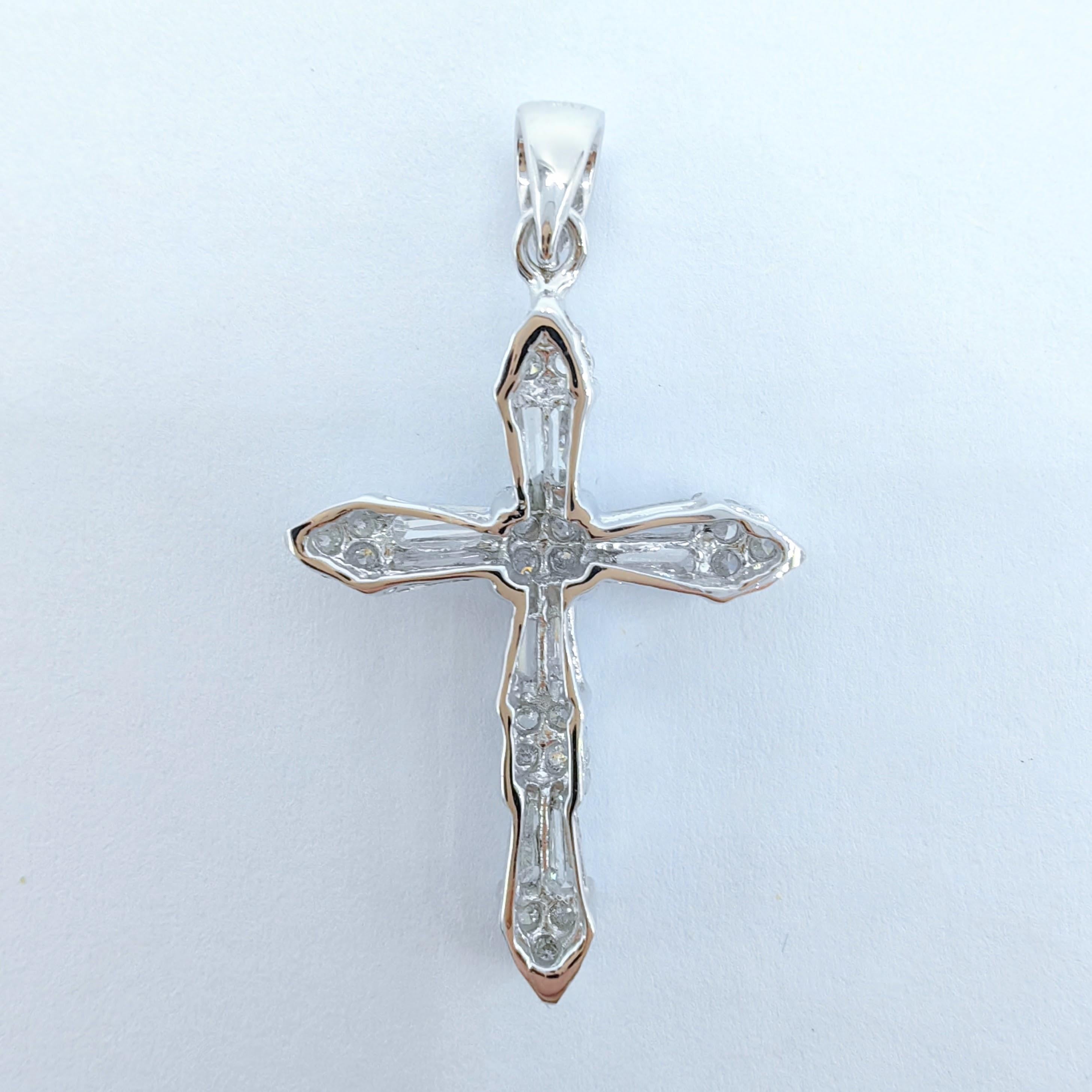 Contemporary 2.16 Carat Tapered Baguette & Round Cut Diamond Cross Pendant in 18K White Gold For Sale