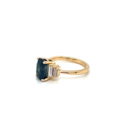 2.16 Carat Teal Sapphire and Diamond Ring set in 18K Yellow Gold