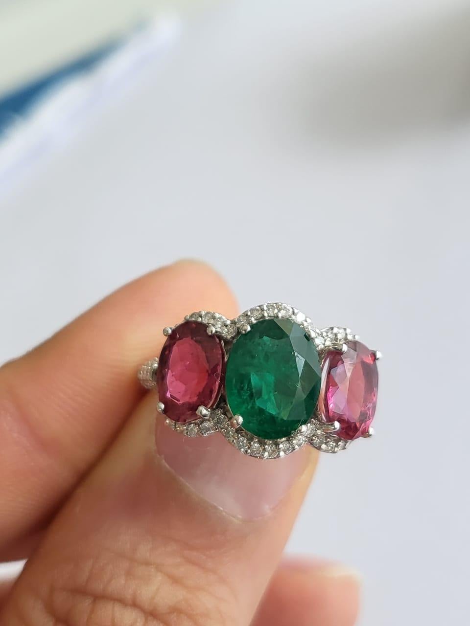 Oval Cut 2.16 Carats Zambian Emerald, 2.69 Carats Rubelite & Diamonds Band Cocktail Ring For Sale