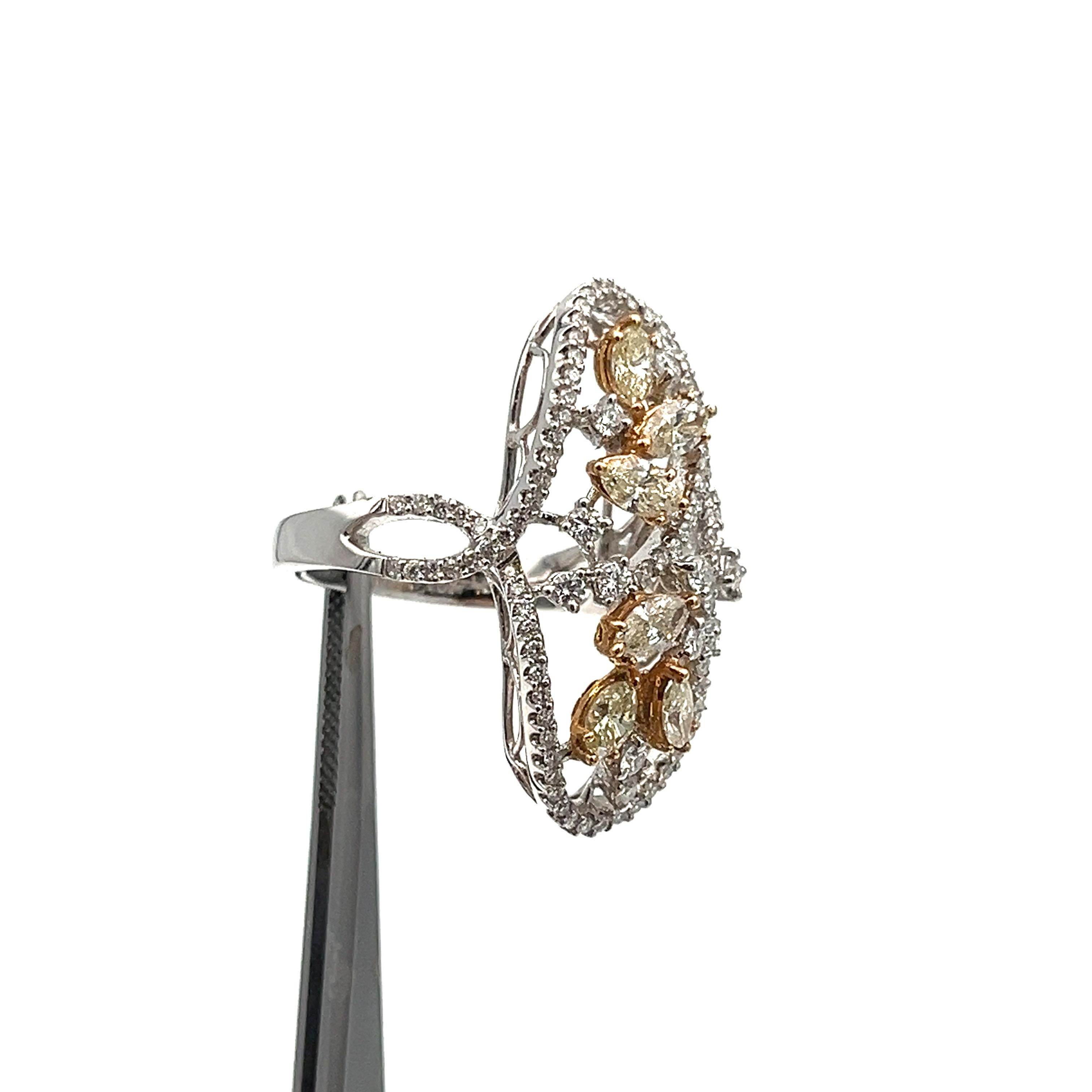 Women's or Men's 2.16 ct Natural Yellow & Diamond Ring For Sale