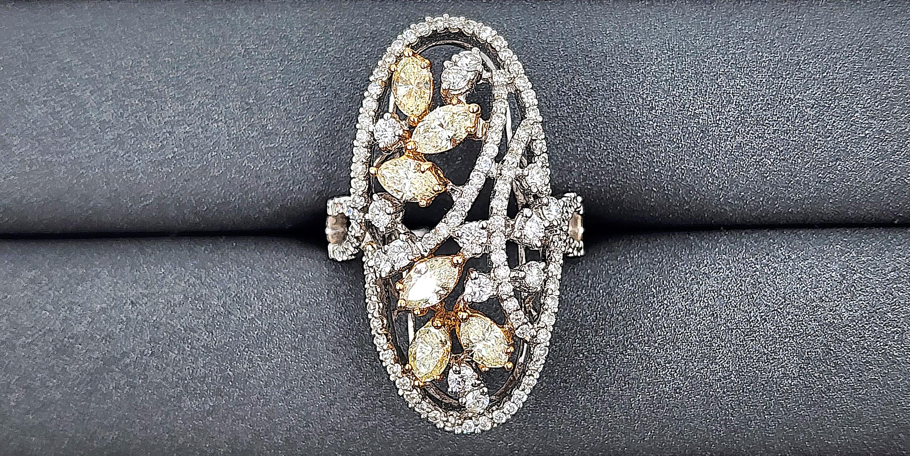 Bague de 2,16 ct jaune naturel et diamant