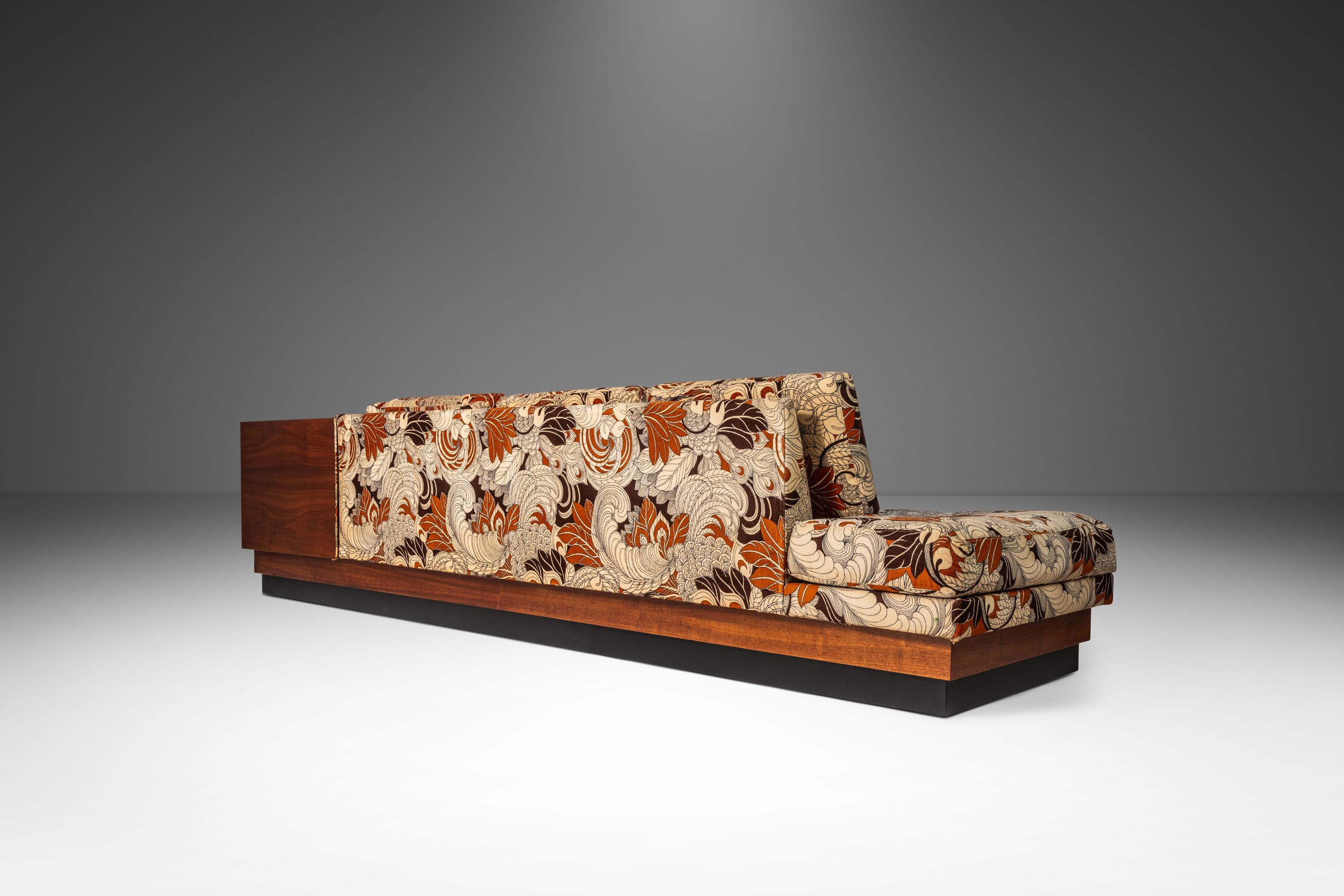 American 2167S Platform Boomerang Sofa by Adrian Pearsall in Jack Lenor Larsen Fabric 60s For Sale